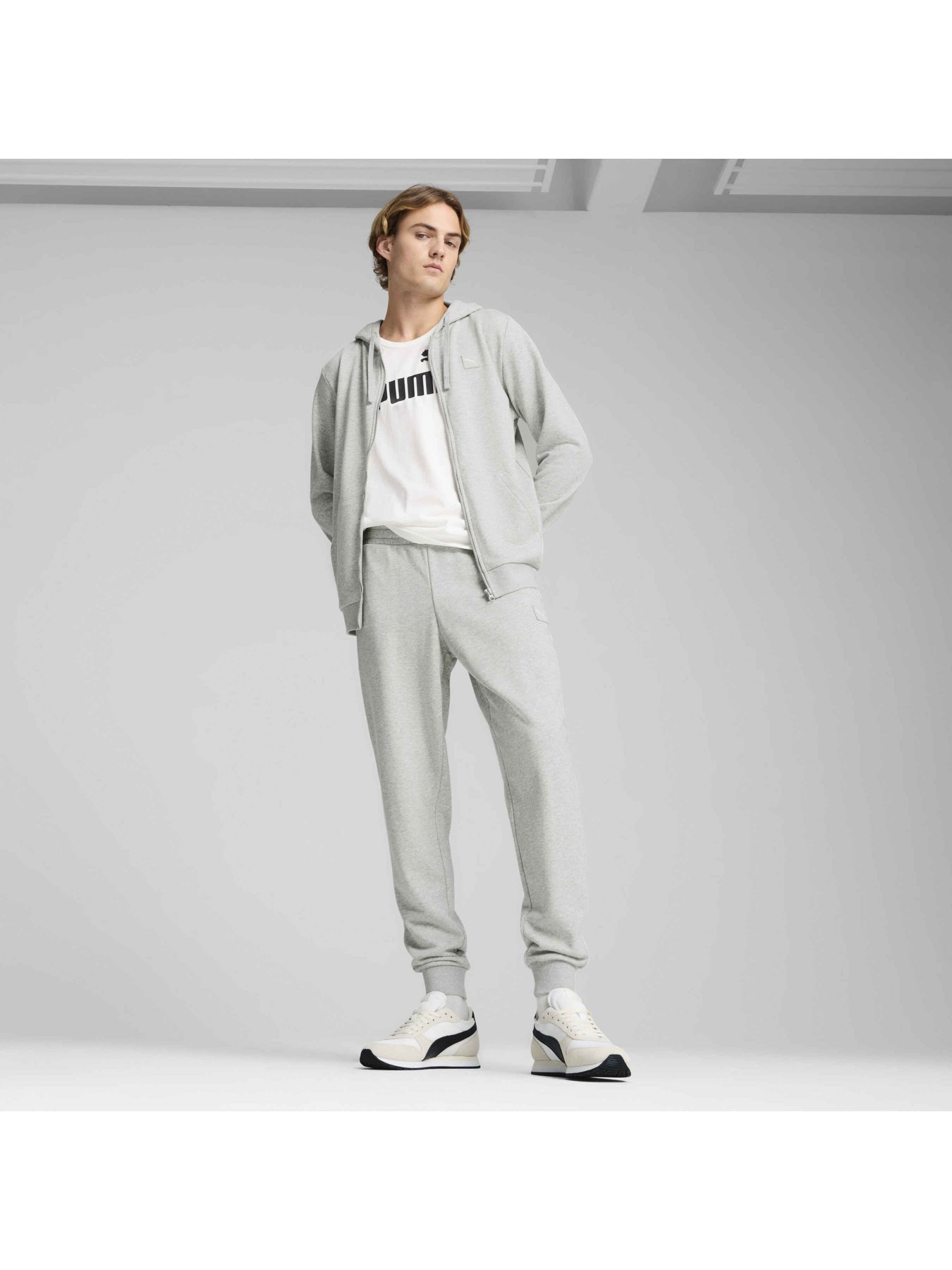 Спортивный костюм PUMA Hooded Sweat Suit модель 684855 Фото