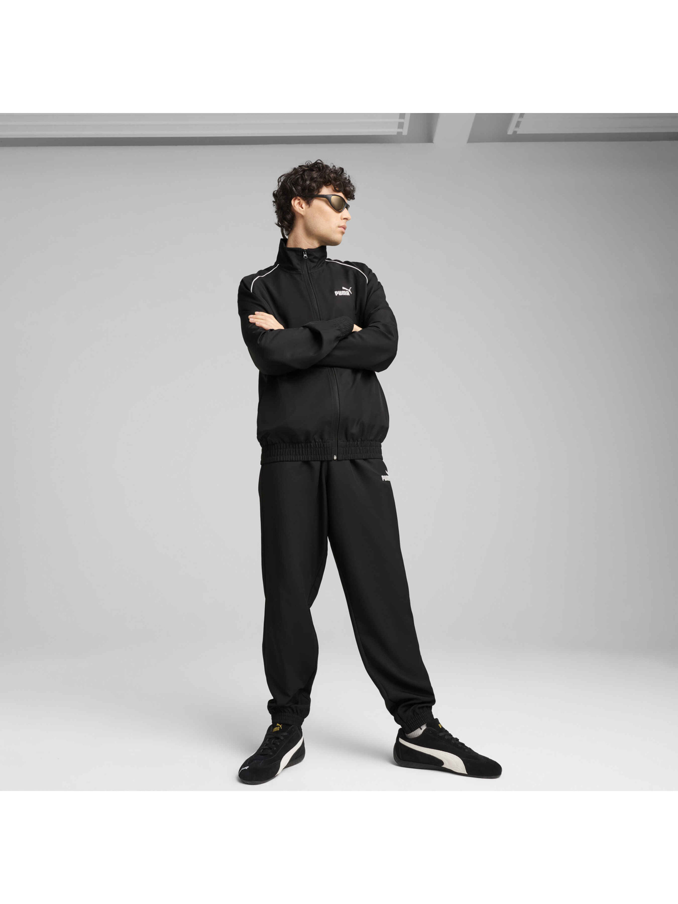 Спортивний костюм PUMA Woven Piping Tracksuit модель 684849 Фото