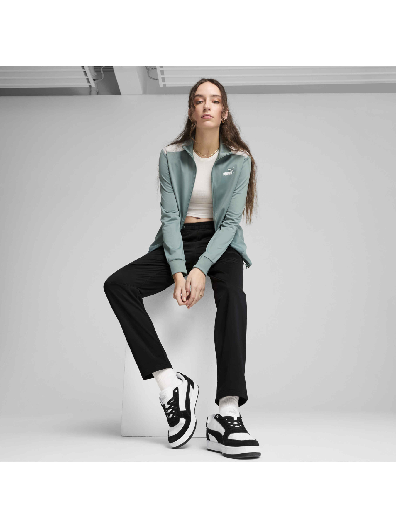 Спортивный костюм PUMA Poly Suit модель 685075 Фото