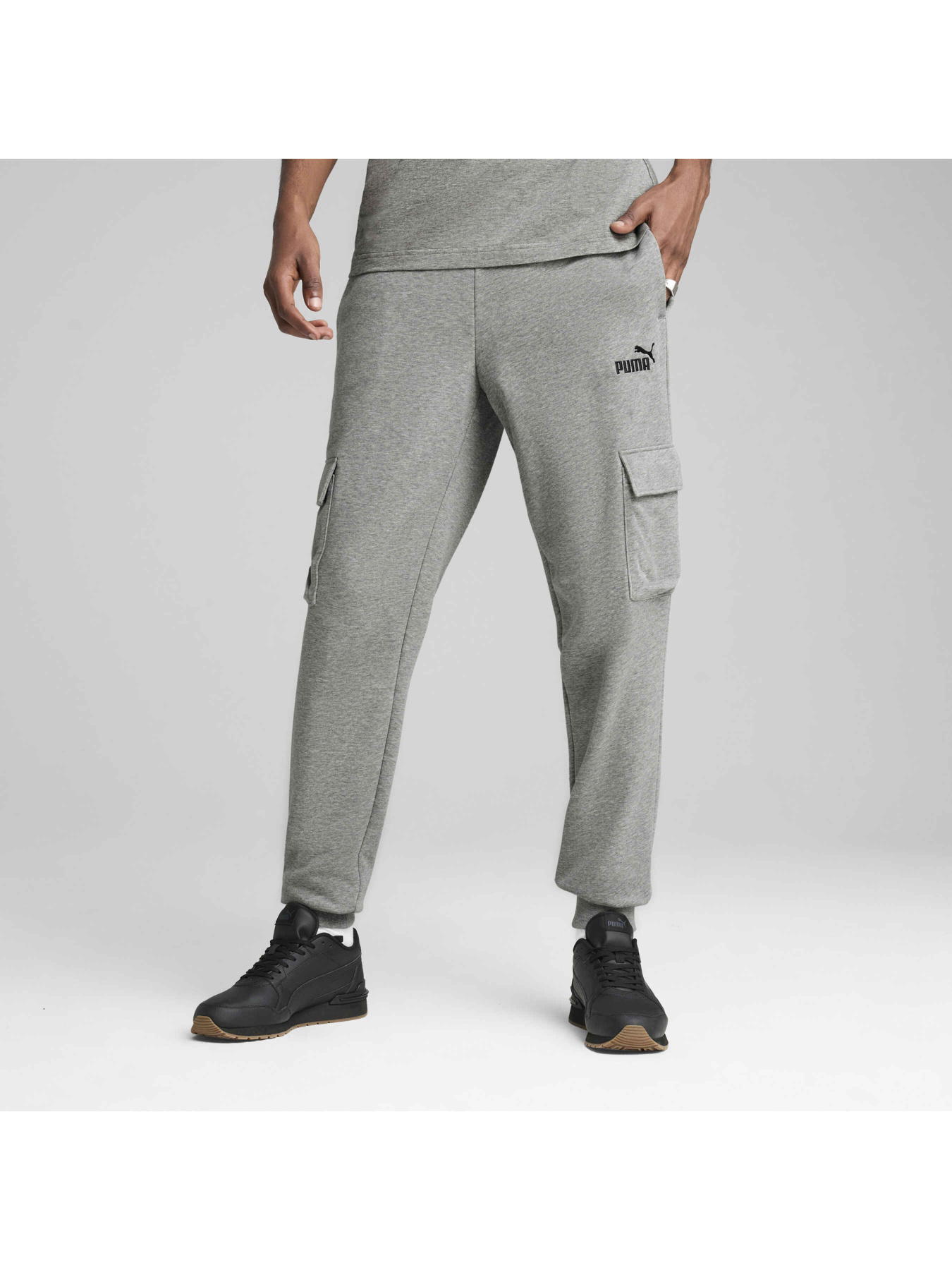 Штани спортивні PUMA Ess No. 1 Logo Cargo Pants модель 682661 Фото