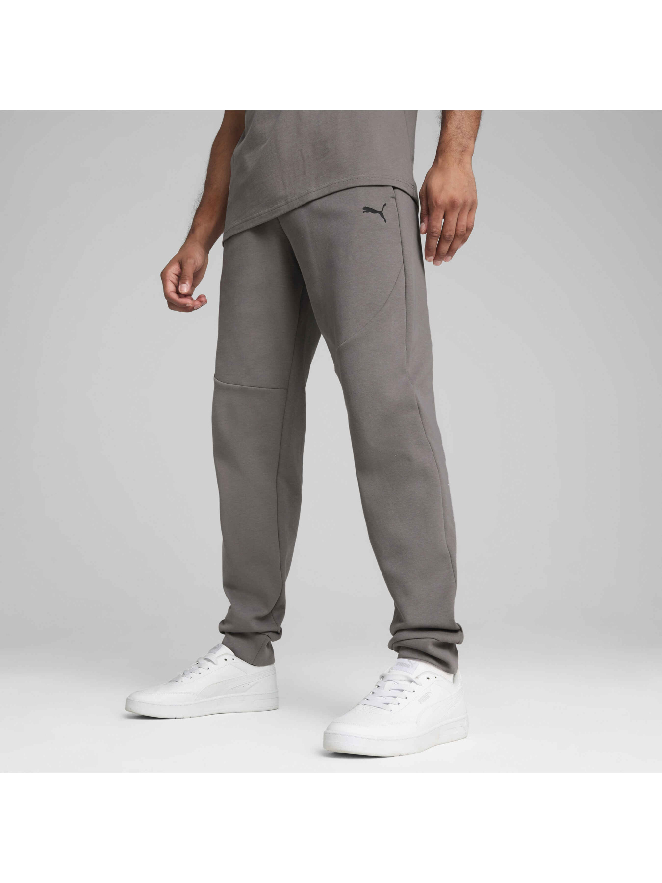 Спортивні штани PUMA Tech Pants модель 684601 Спортивні штани PUMA Tech Pants модель 684601 Фото