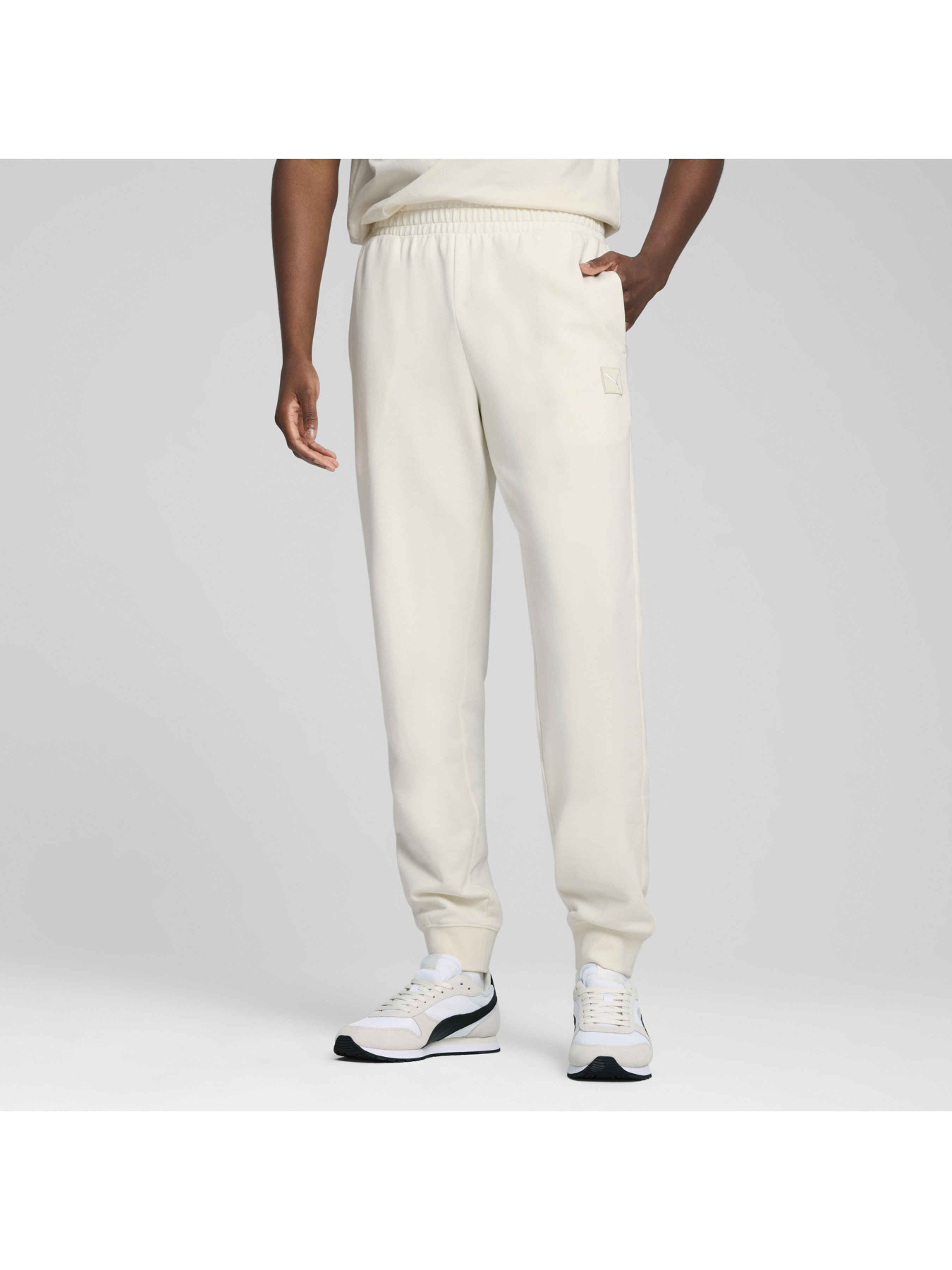 Штаны спортивные PUMA Ess Elevated Pants модель 684729 Фото