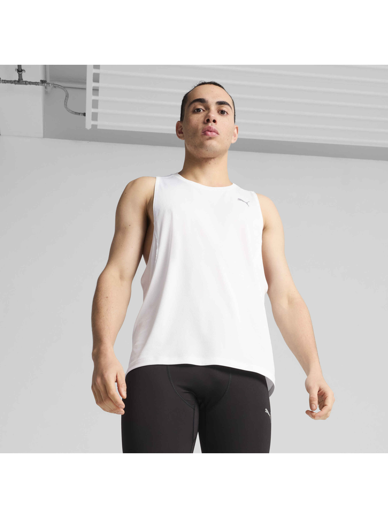 Футболки и поло PUMA Run Velocity Tank (poly) модель 526595 Футболки и поло PUMA Run Velocity Tank (poly) модель 526595 Фото