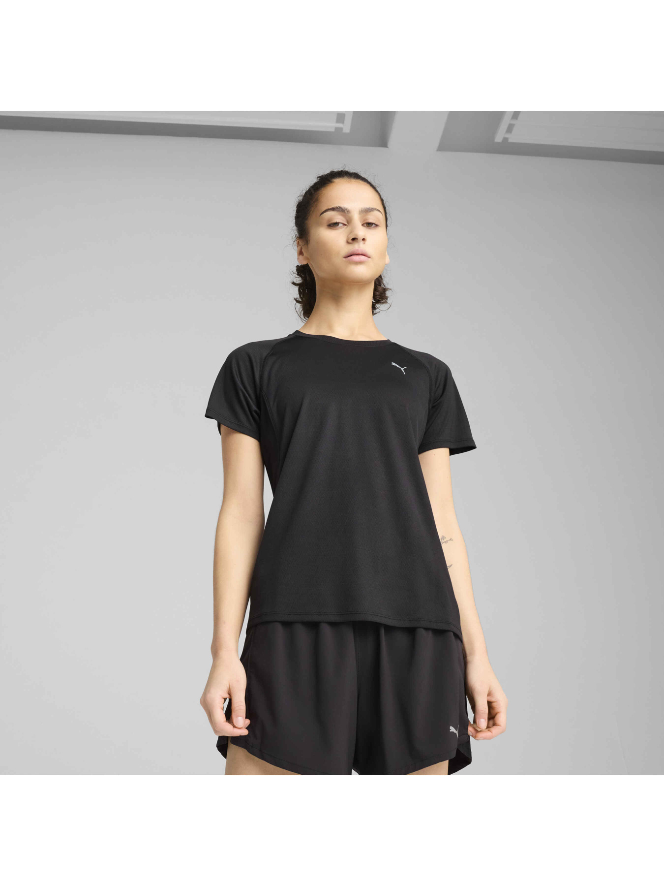 Футболка спортивная PUMA Run Velocity Tee W (poly) модель 526578 Фото