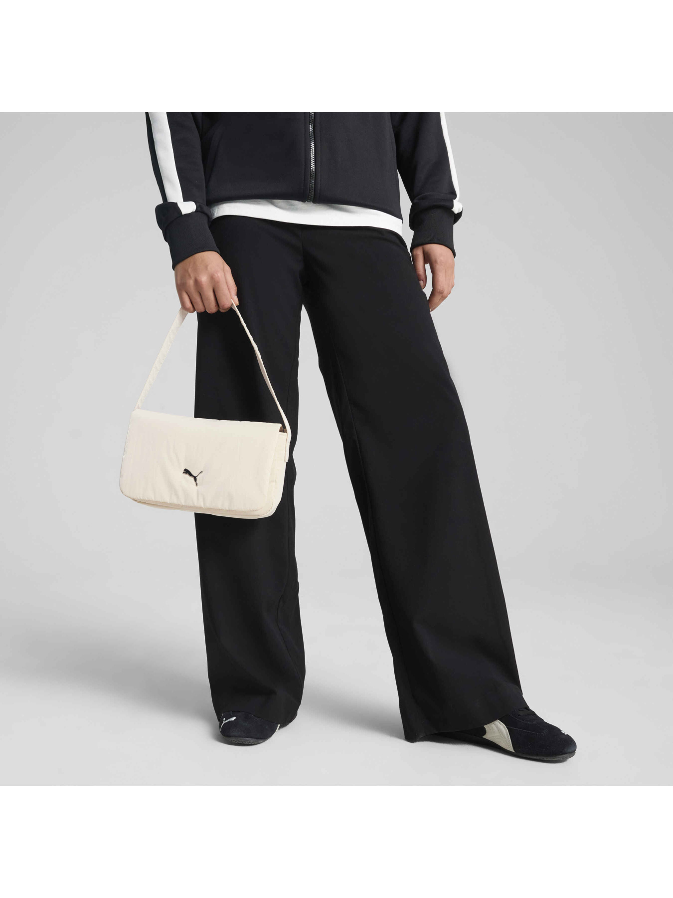Сумка PUMA Up Baguette Bag модель 091300 Фото
