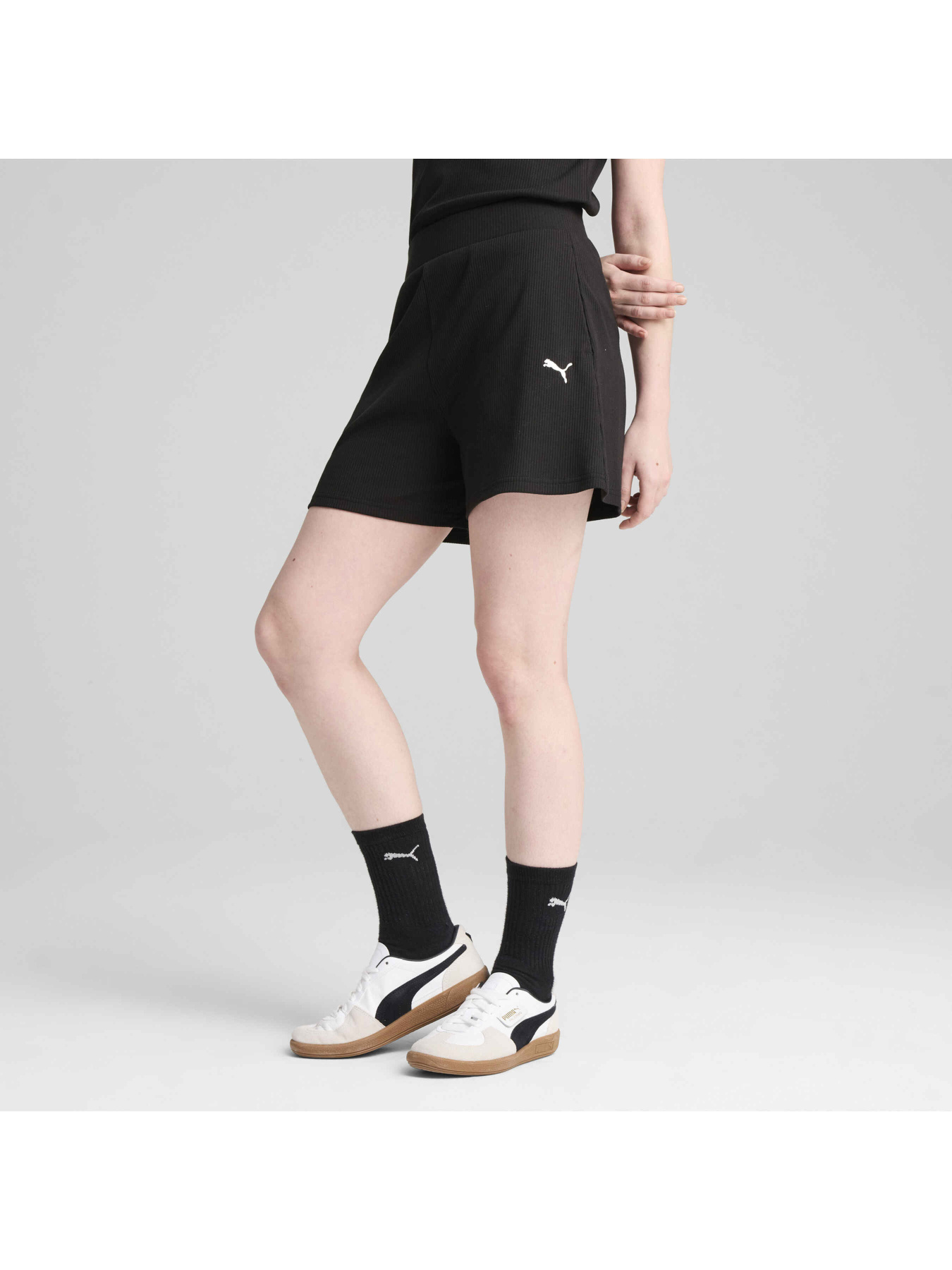 Шорты PUMA Ess Elevated Shorts модель 685026 Фото