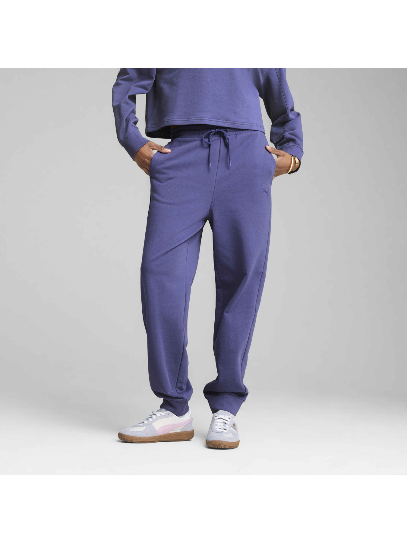 Штаны спортивные PUMA Her High-waist Sweatpants модель 685667 Фото