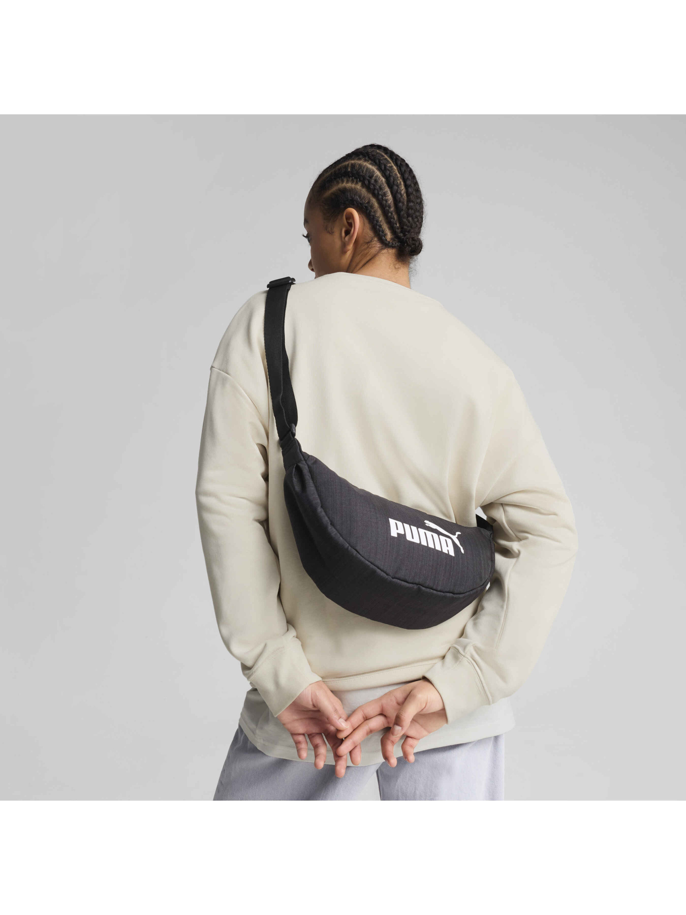 Сумки PUMA Base Half Moon Bag модель 091347 Фото