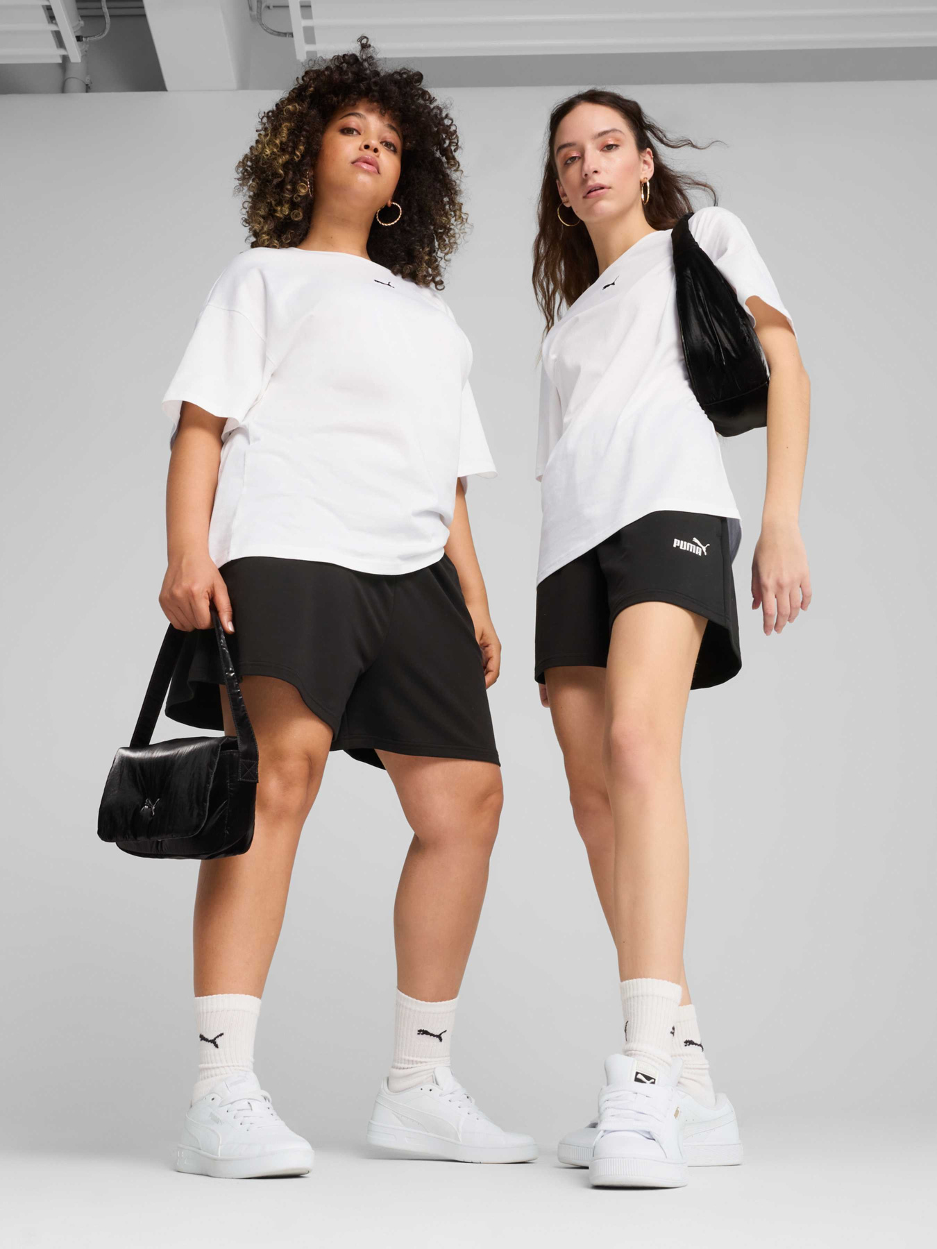 Повсякденні шорти PUMA Ess No. 1 Logo Shorts модель 682442 Фото