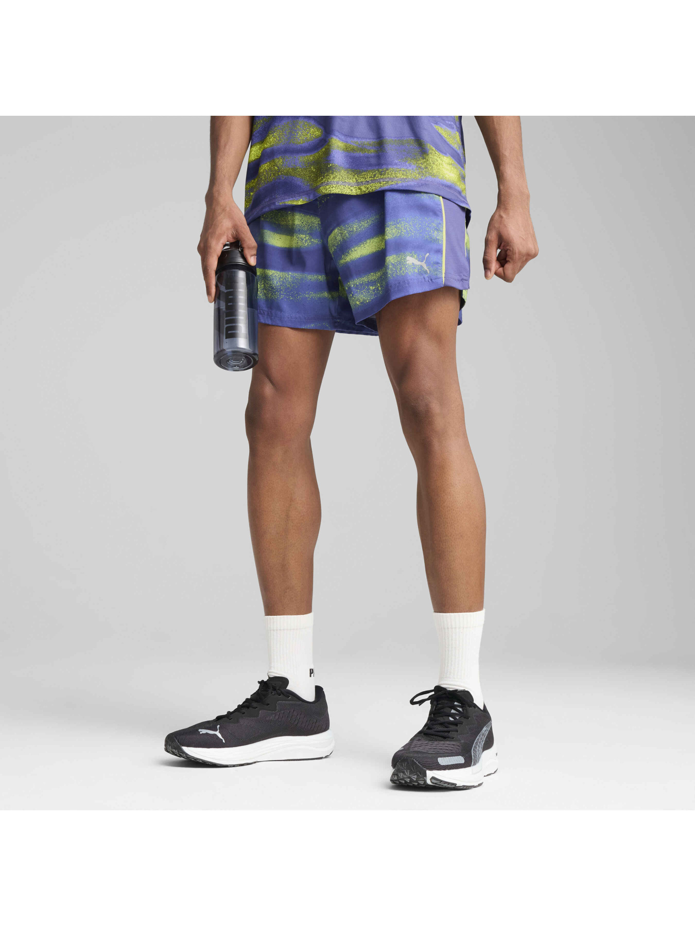 Шорты спортивные PUMA Run Velocity 5" Aop Short модель 526612 Фото