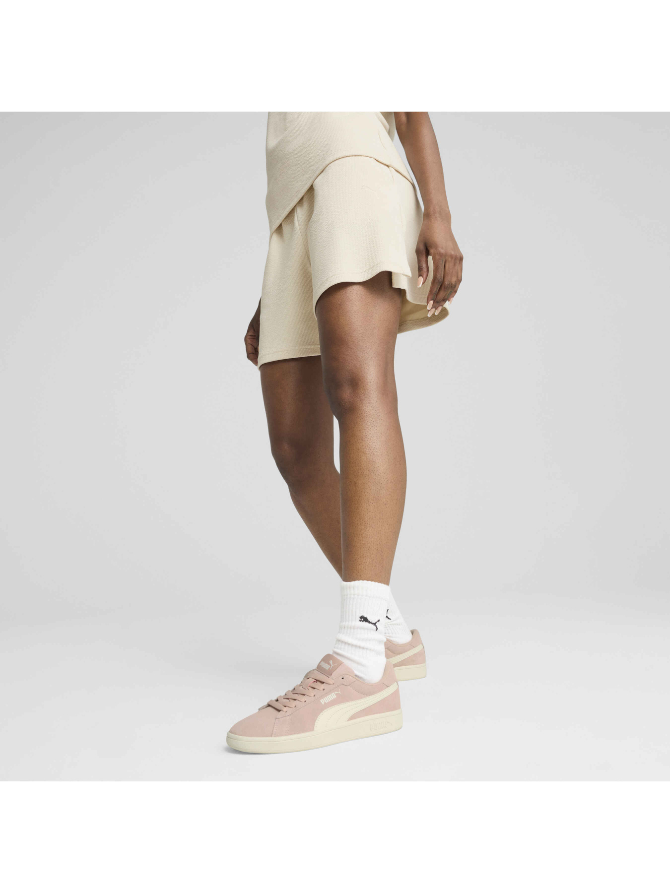 Шорти спортивні PUMA Her High-waist Shorts модель 685062 Фото