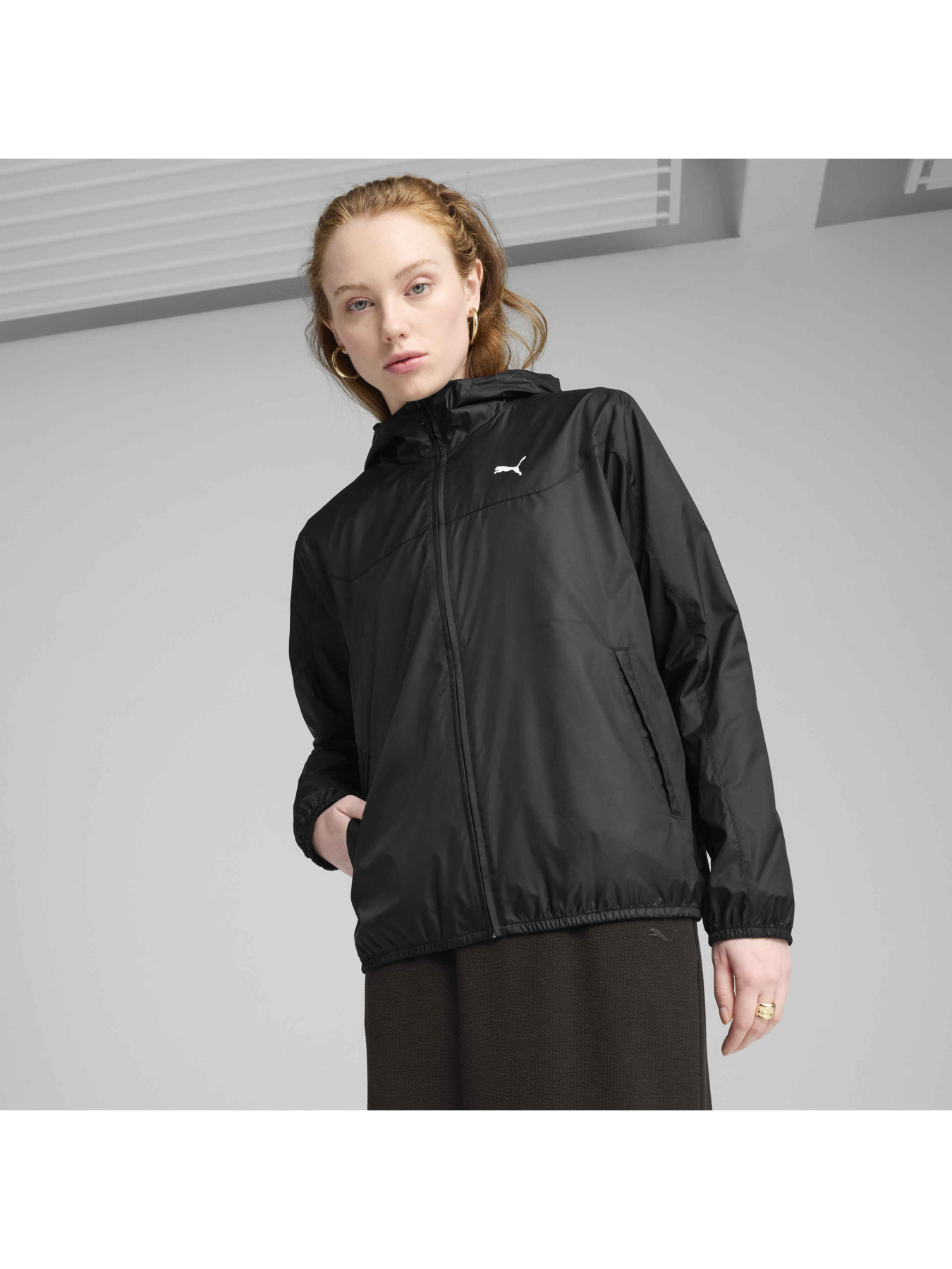 Вітровка PUMA Ess Regular Windbreaker модель 685133 Фото