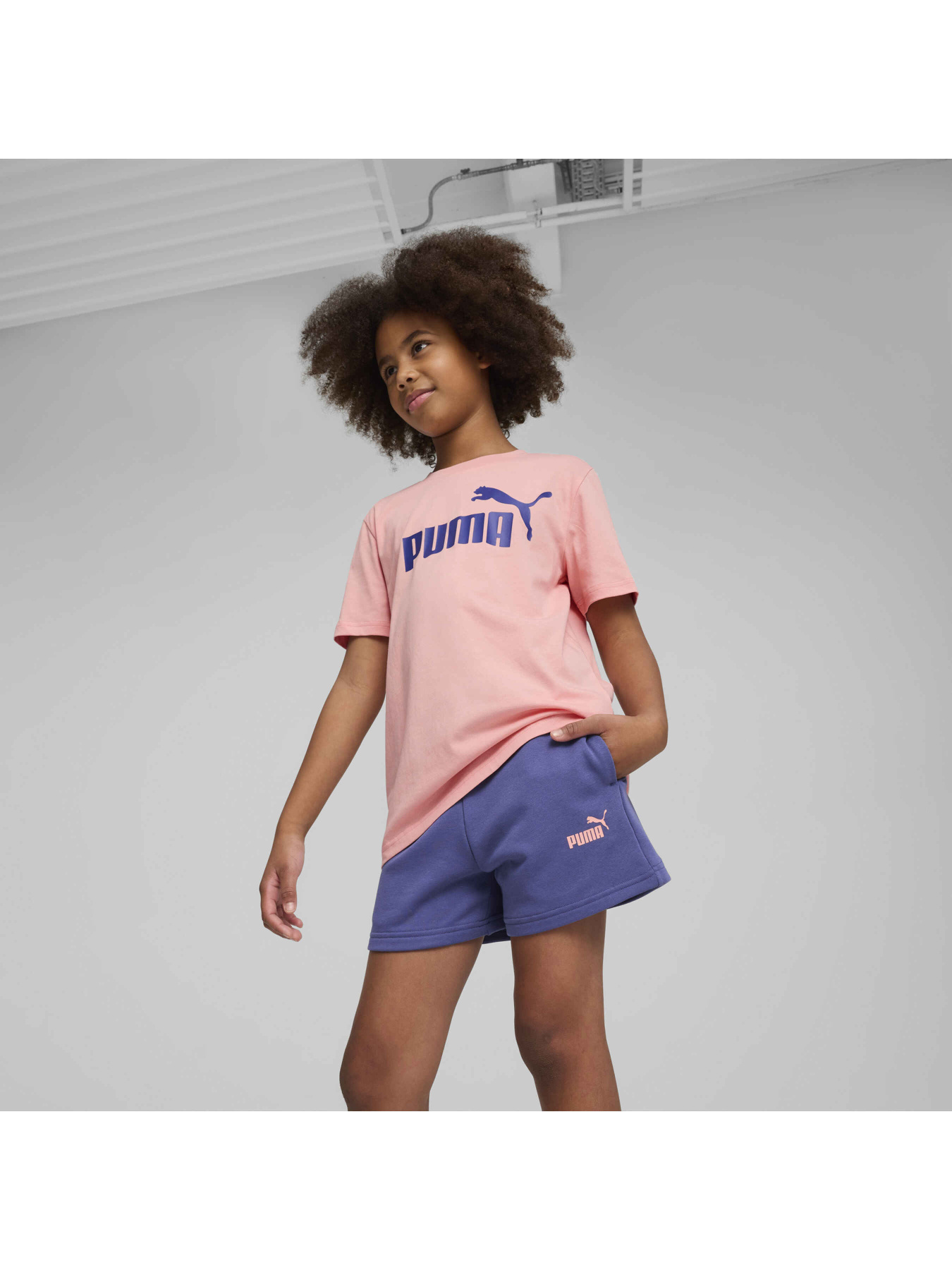 Спортивный комплект PUMA Ess Logo Tee And Shorts Set модель 686307 Фото