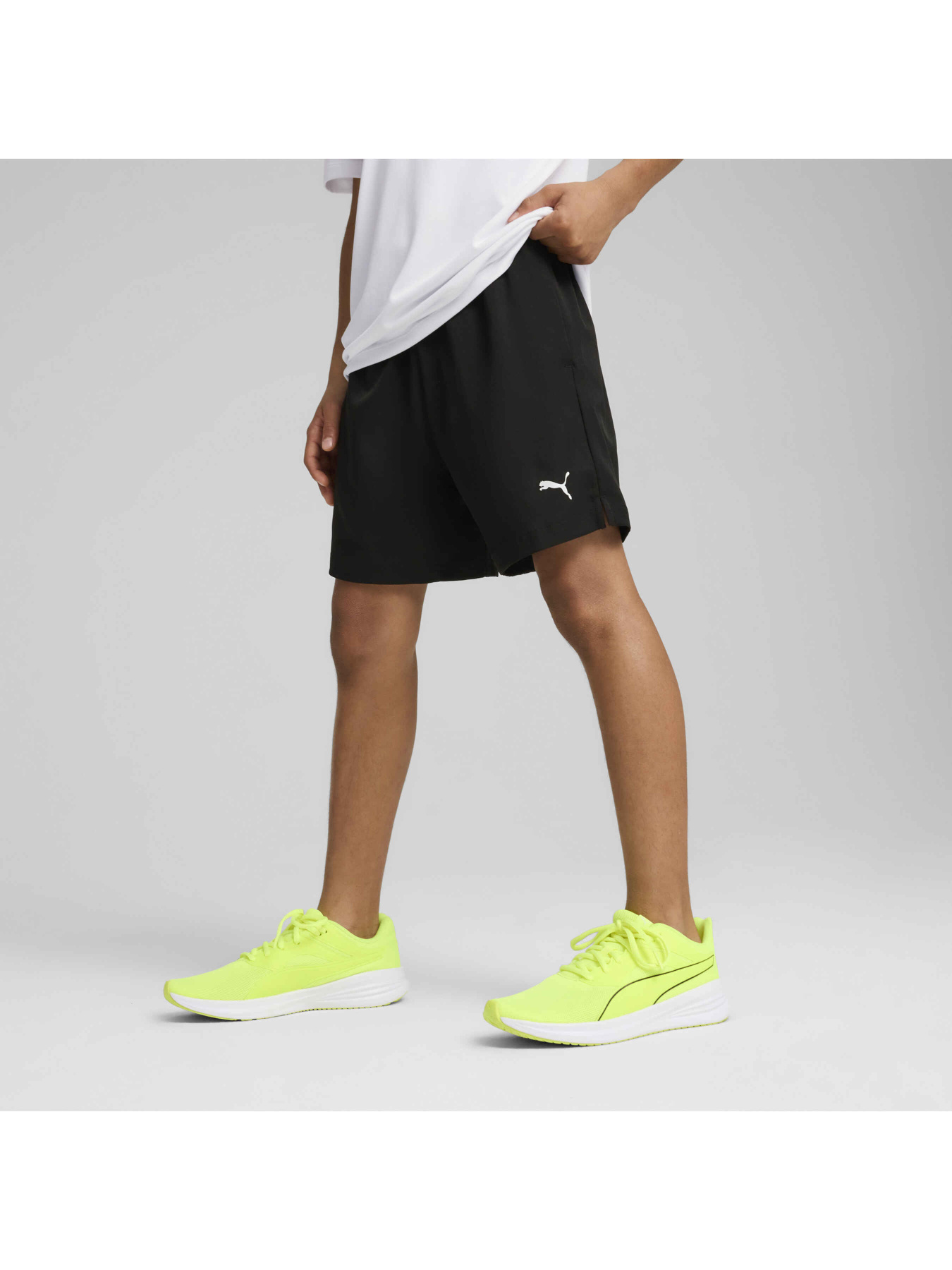 Шорти спортивні PUMA Tad Ess Woven Shorts модель 526539 Фото