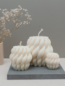 Фигурная свеча "Вязаная" из натурального соевого воска Candle Design модель 110.1008/1009/1010 Фото