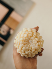 Ароматична свічка "Хризантема", аромат - "Смородина та цитрус", натуральний оливковий віск Candle Design Модель 120.2018/2019 Фото