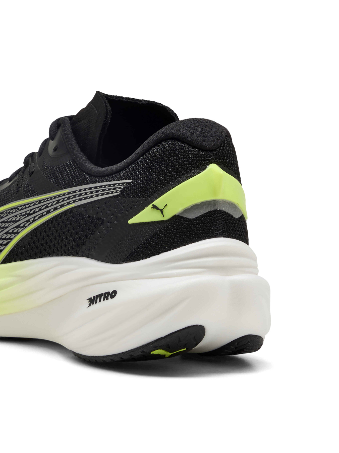 Кросівки для бігу PUMA Deviate Nitro™ 3 модель 309707 Фото