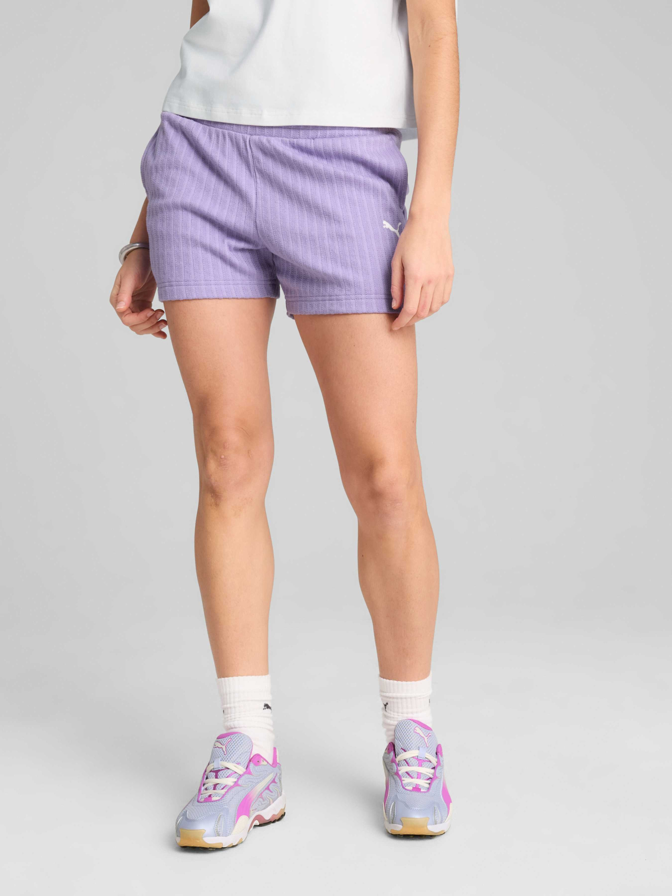 Шорты спортивные PUMA Wardrobe Ess Shorts 4' модель 629764 Фото