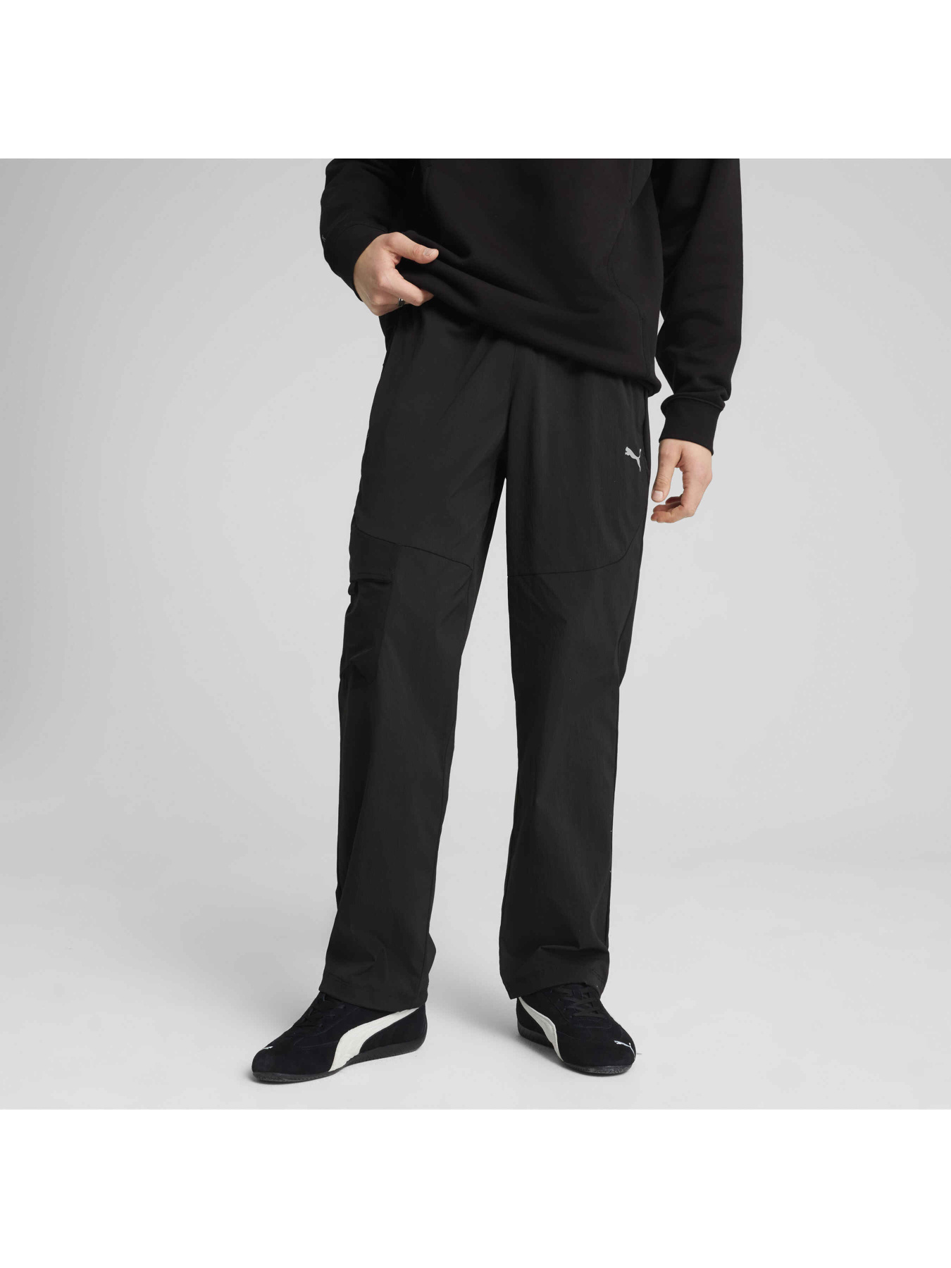 Спортивні штани PUMA Tech Relaxed Cargo Pants модель 629683 Фото