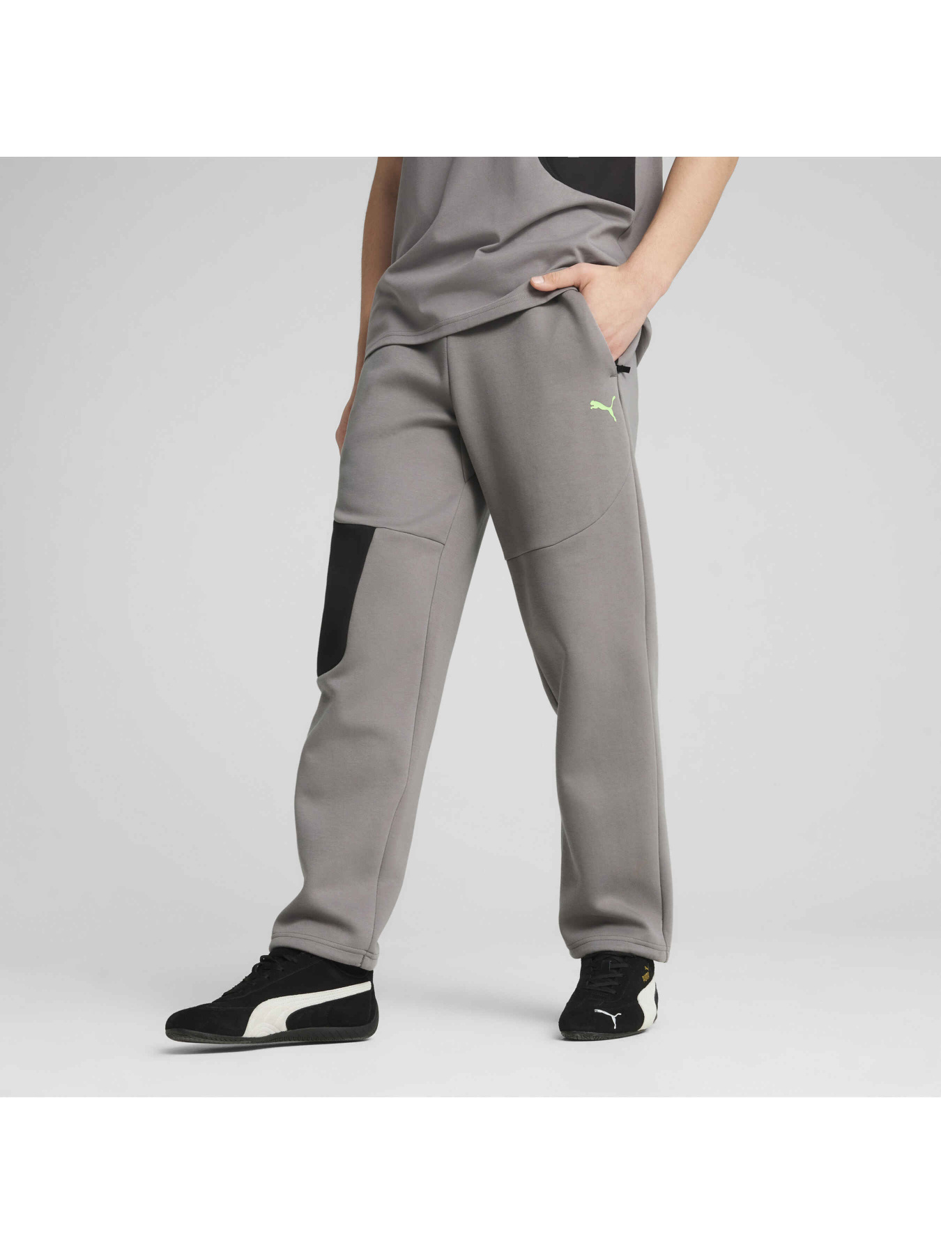 Спортивні штани PUMA Tech Track Pants модель 629682 Спортивні штани PUMA Tech Track Pants модель 629682 Фото