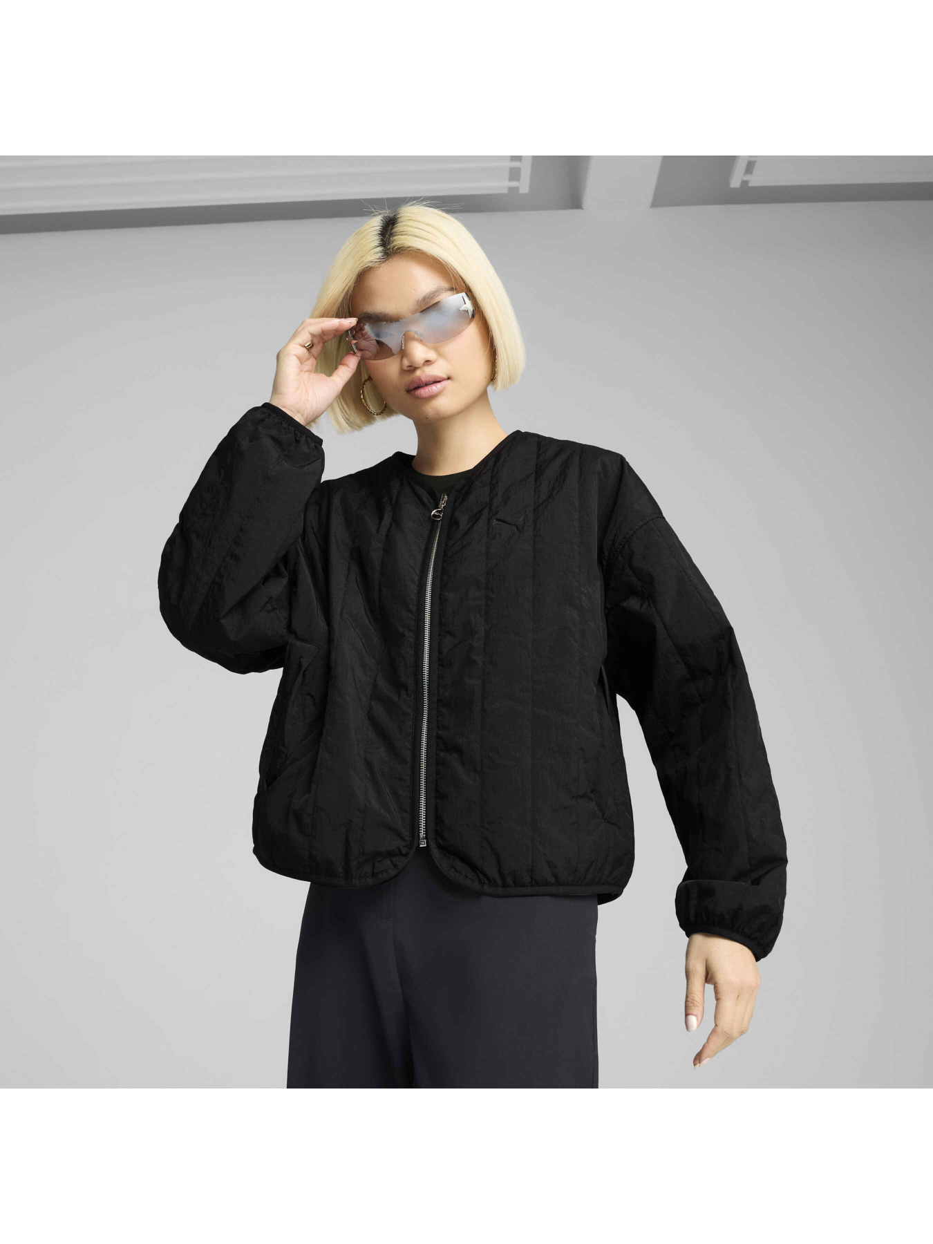 Демисезонная куртка PUMA Reversible Liner Jacket модель 629918 Фото