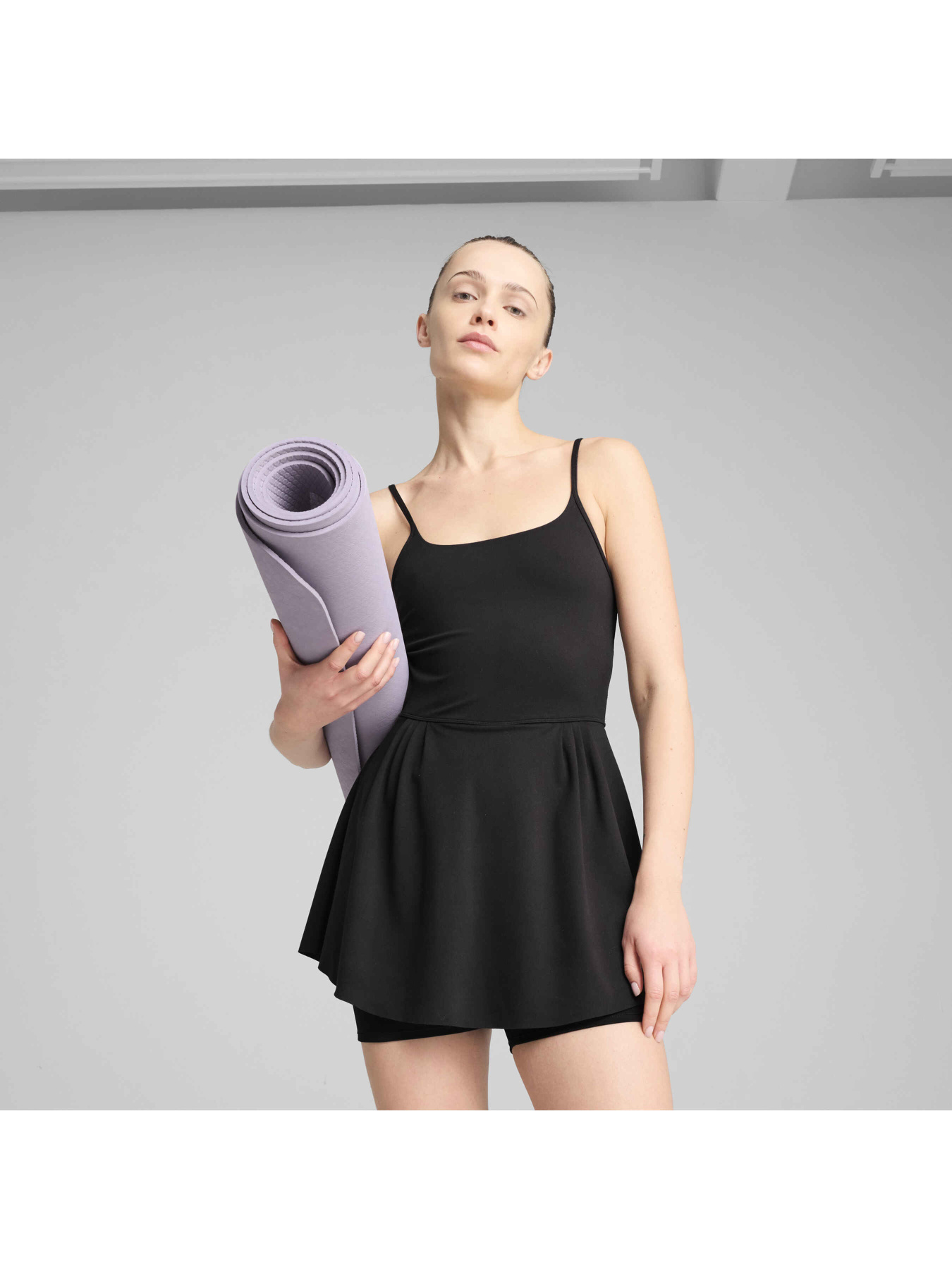 Платье миди PUMA Move Cloudspun Dress модель 526667 Фото