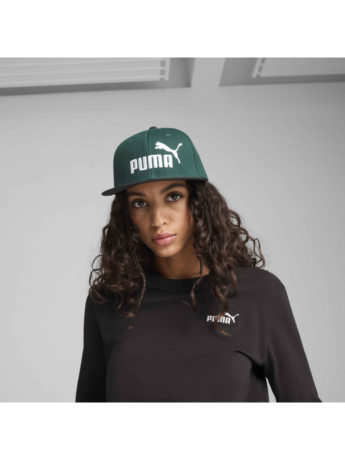 Кепка PUMA Ess No 1 Logo Flat Brim Cap модель 025992 Фото