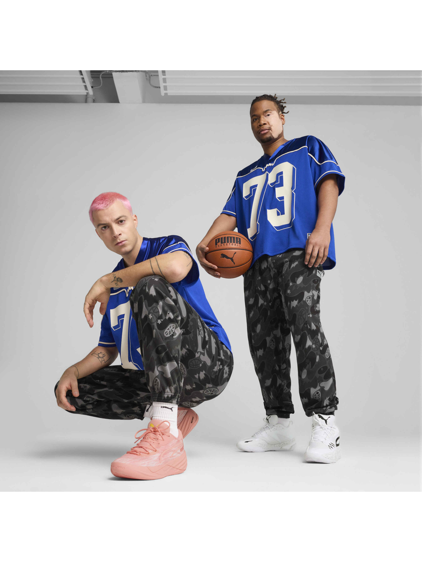 Штаны спортивные PUMA Dress Code Camo Sweatpants модель 630668 Фото