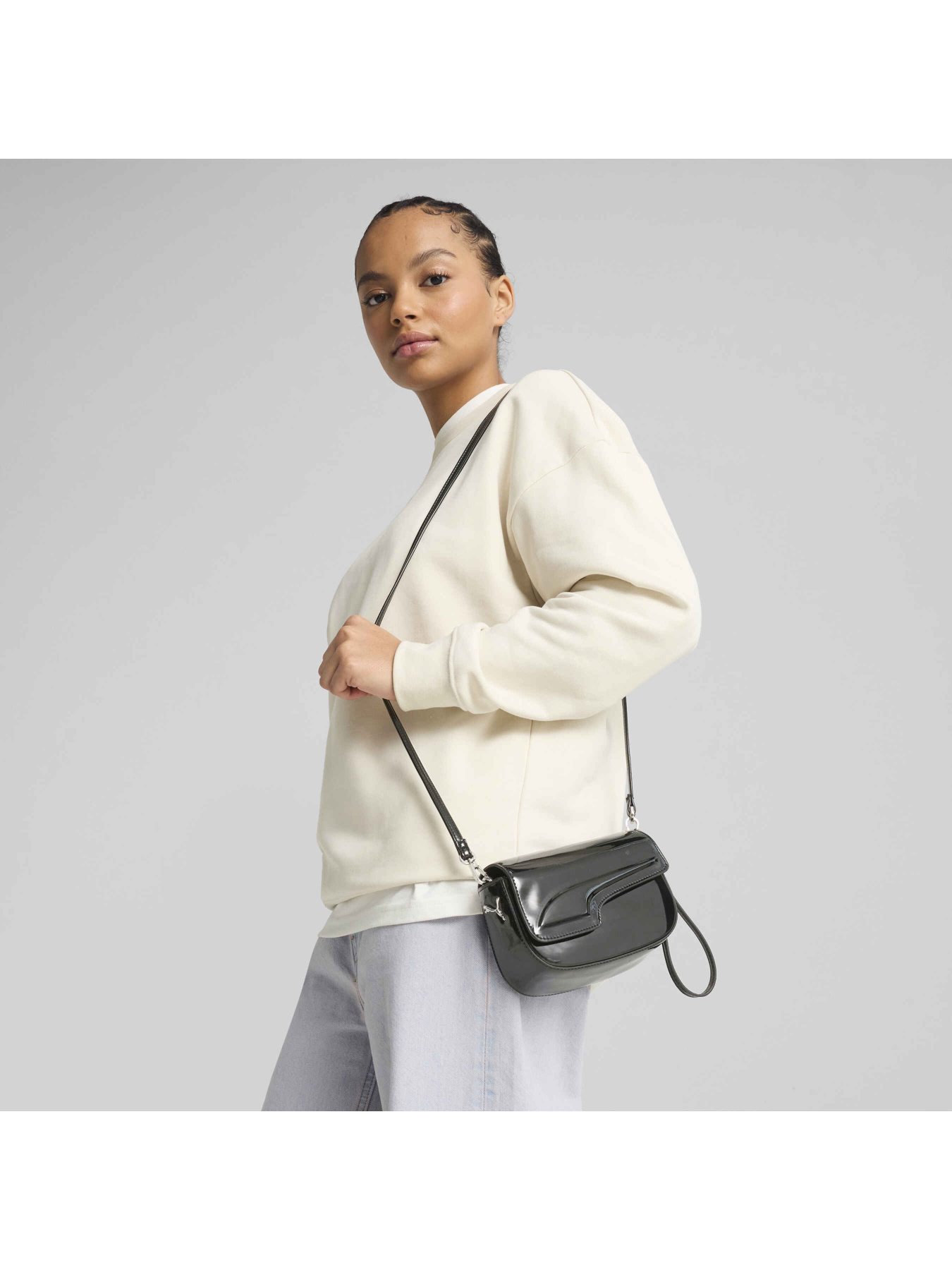 Сумка PUMA Fs. Mini Hobo Bag модель 091315 Сумка PUMA Fs. Mini Hobo Bag модель 091315 Фото