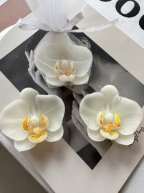 Аромасаше "Цветок орхидеи" в фатине, аромат - орхидея и морская соль, из натурального оливкового воска Candle Design модель 220.0008 Фото