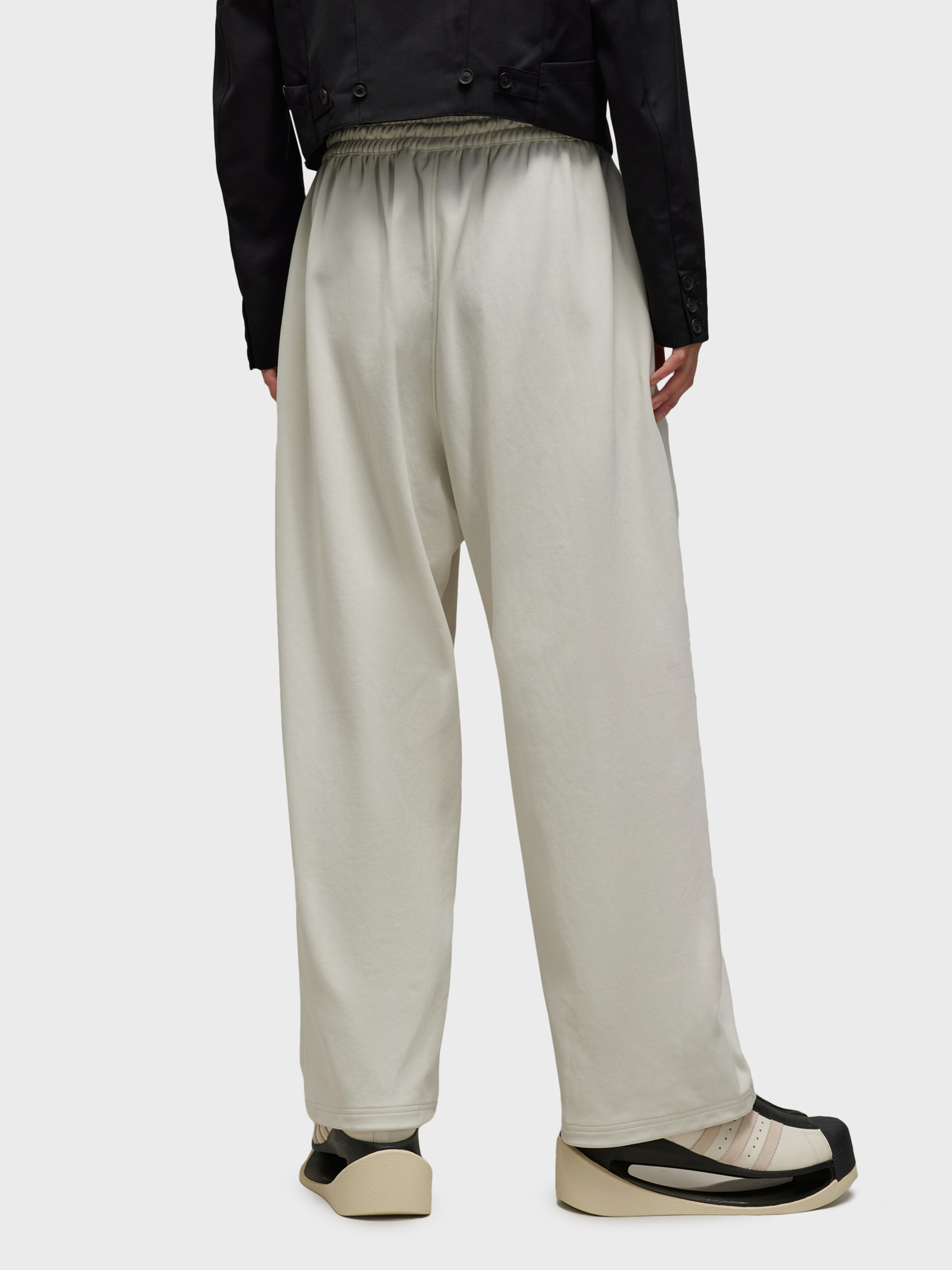 Штани повсякденні Adidas модель JE3440 Фото