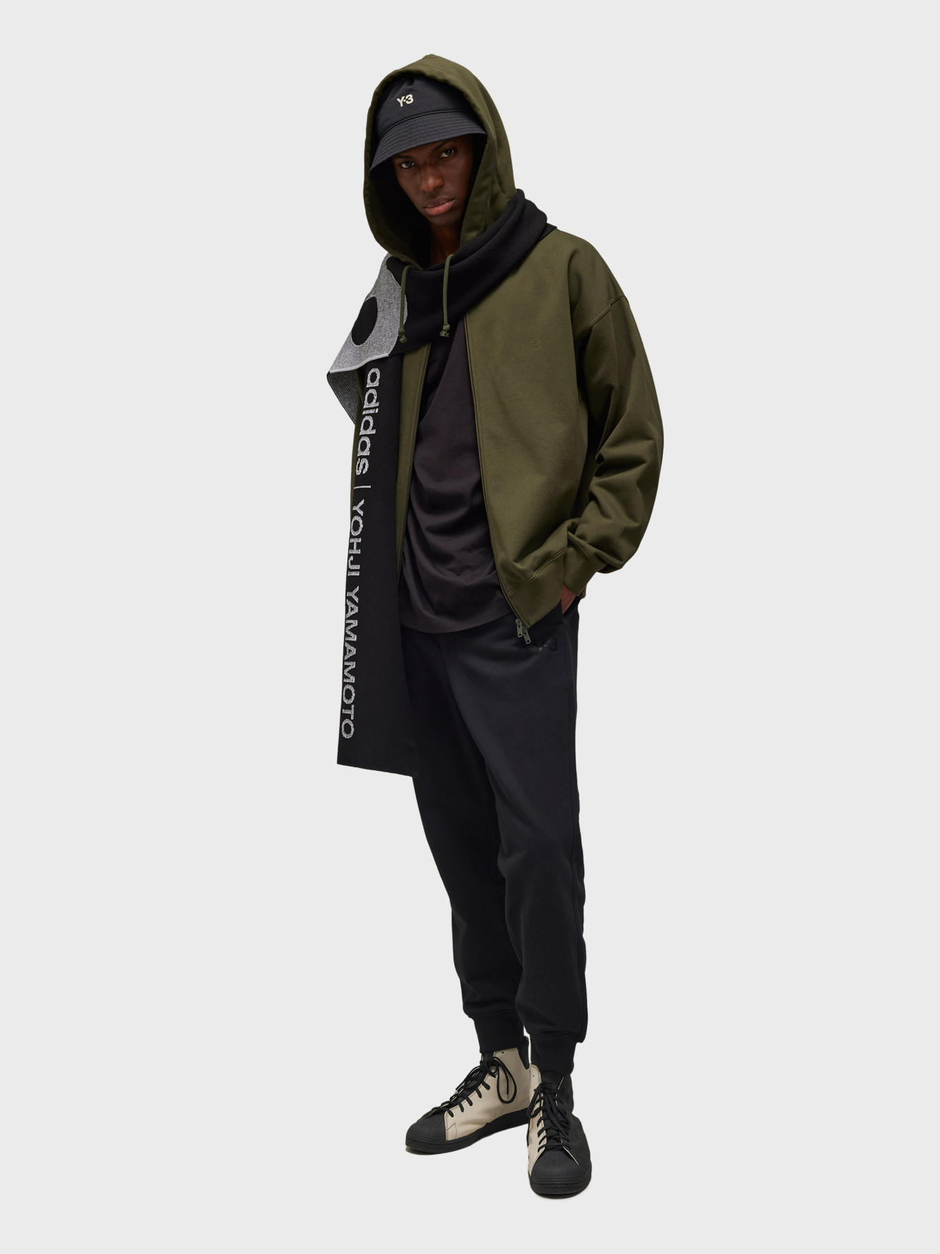 Джогери Adidas модель IW0070 Фото