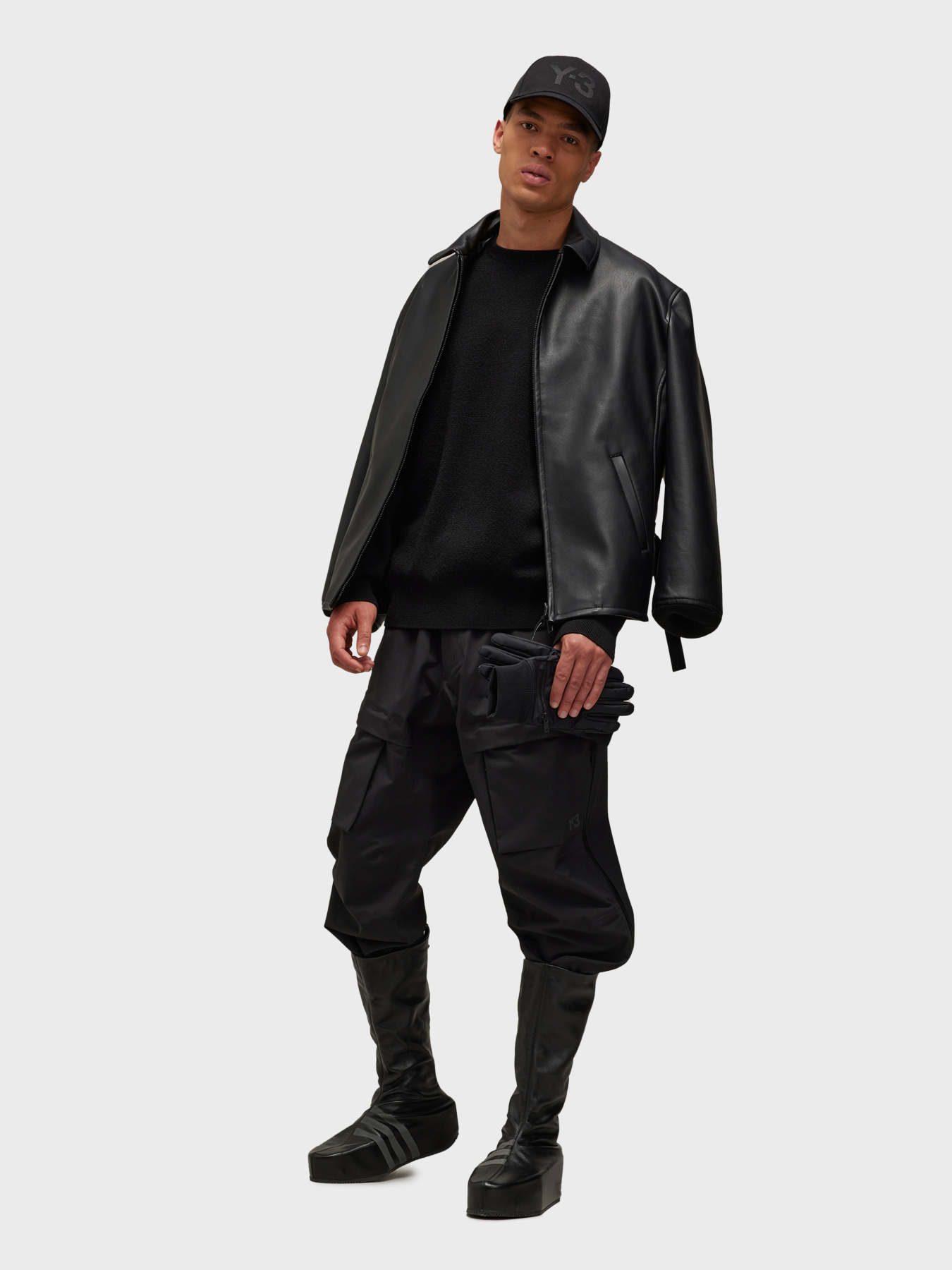 Свитшот Adidas модель IW7483 Фото