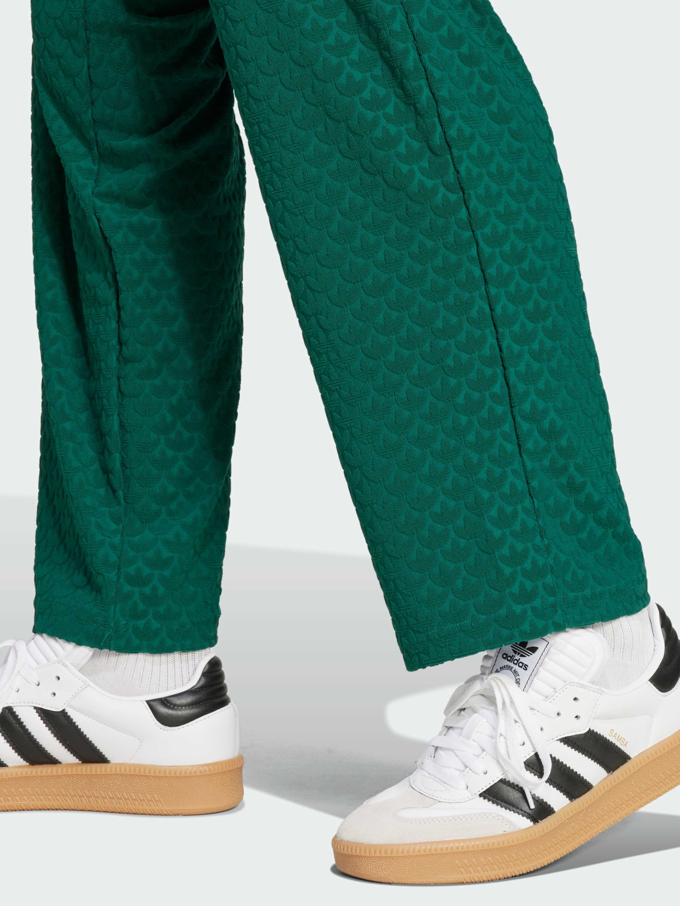 Повсякденні штани Adidas Graphics модель JD0699 Фото