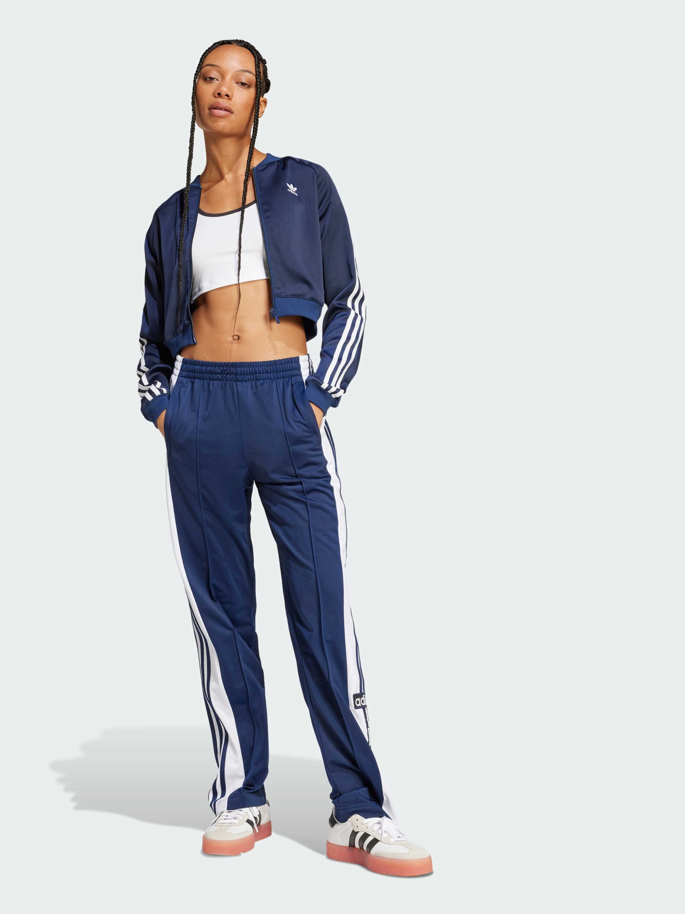 Повсякденні штани Adidas Adicolor модель JD0853 Фото