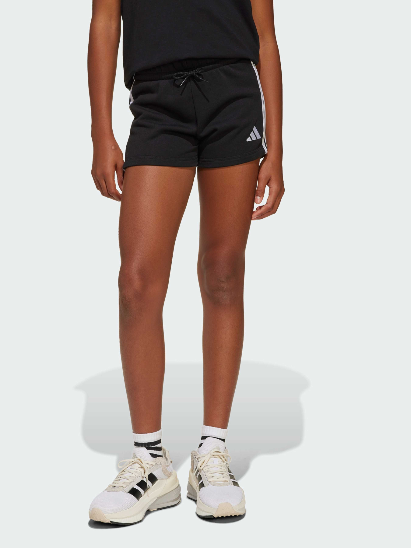 Шорти Adidas модель JJ3386 Фото