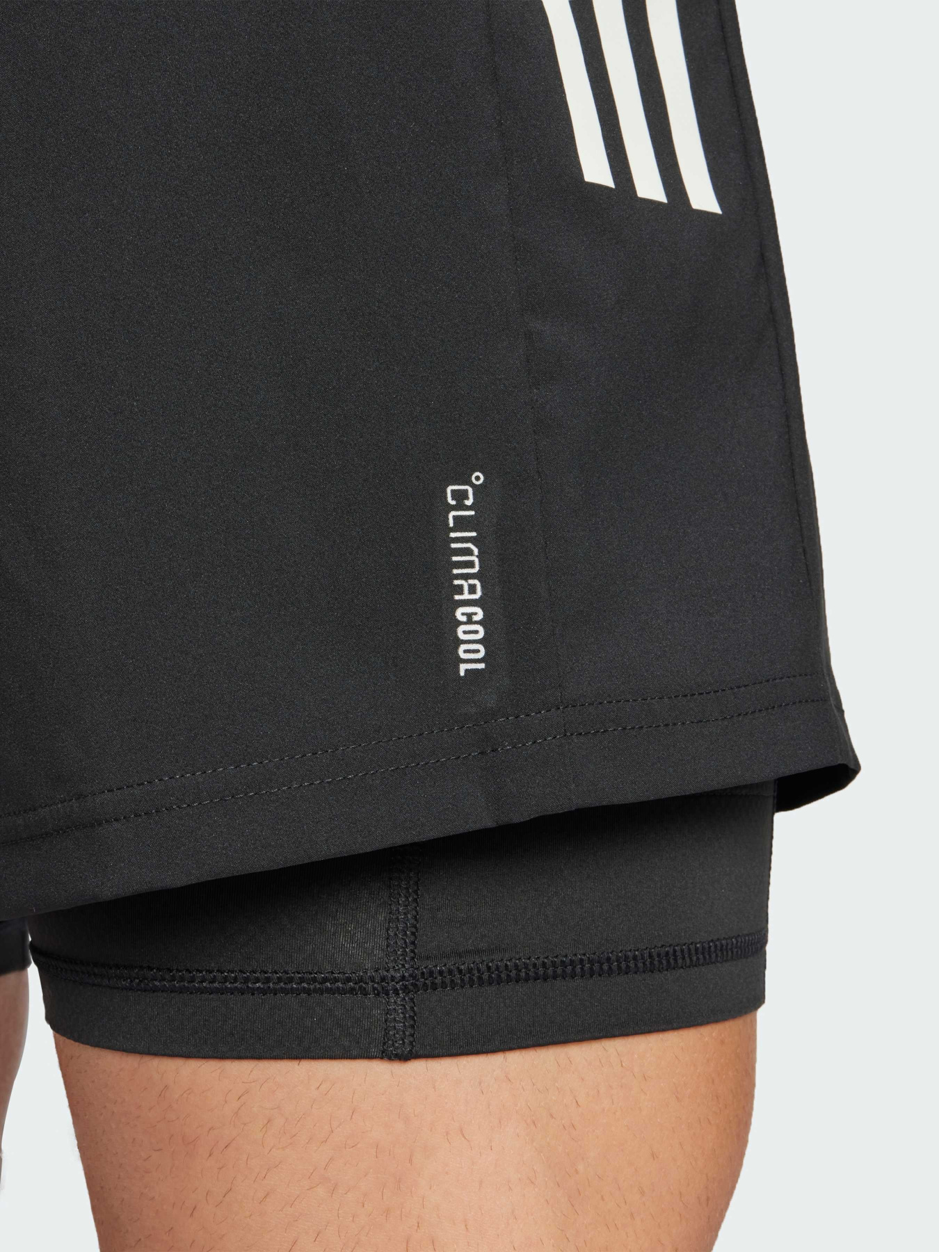 Спортивні шорти Adidas модель JM5400 Фото