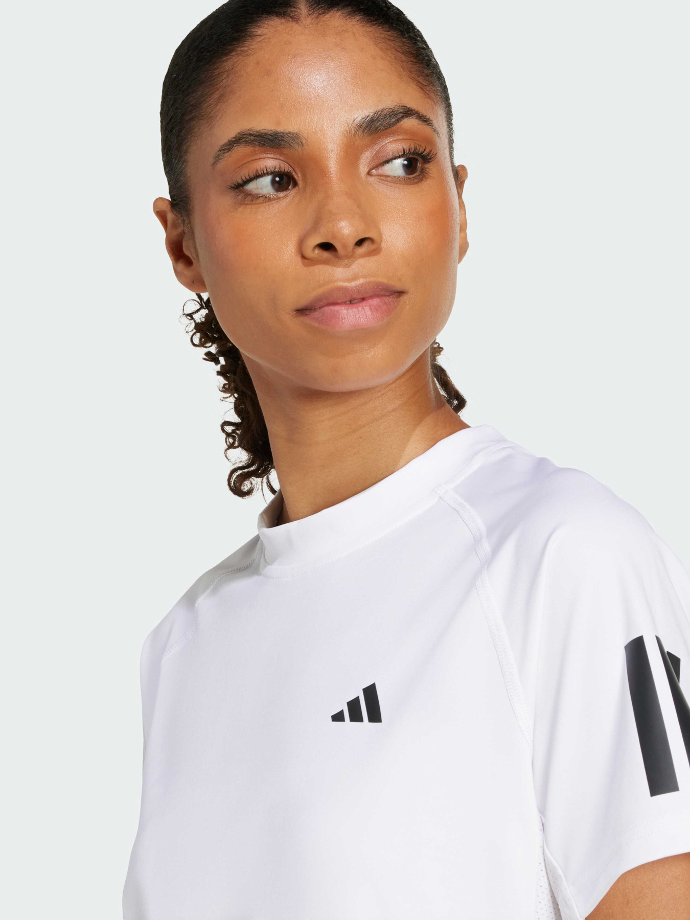 Футболка спортивная Adidas 3 Stripes модель JN7094 Фото