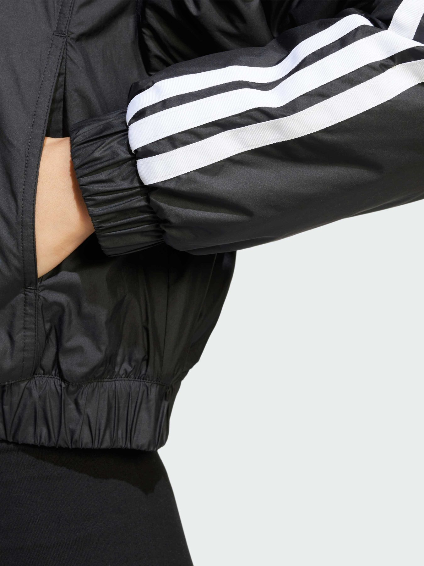 Бомбер Adidas модель JD1296 Фото