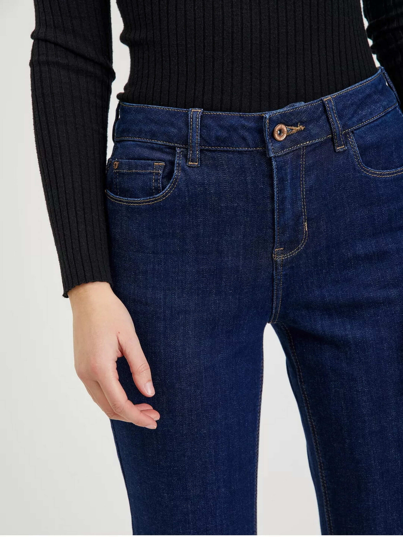 Джинсы Orsay модель 0314093-550000 Фото