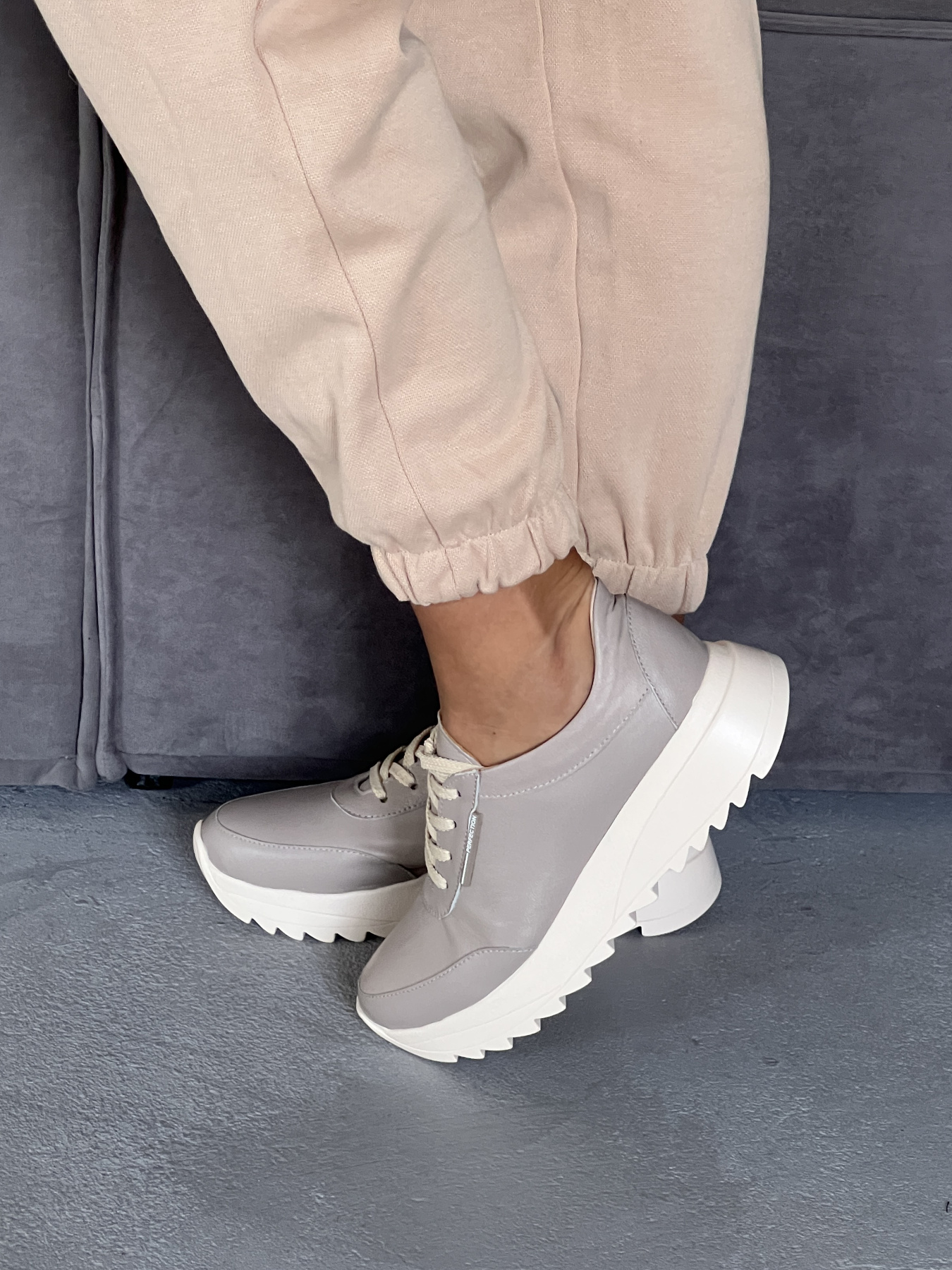 Кроссовки INNOE модель 777505 Фото