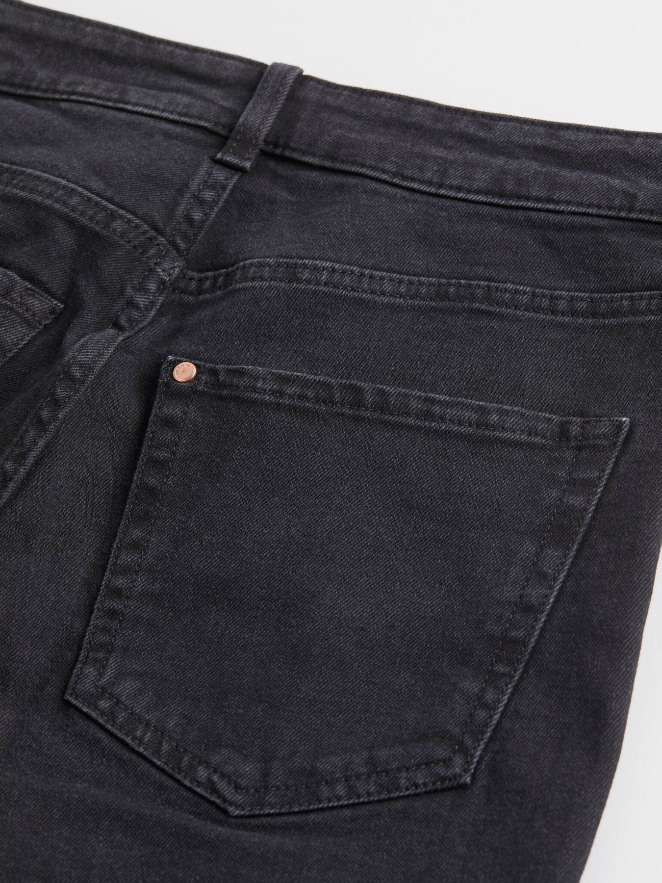 Прямые джинсы H&M модель 75276 Прямые джинсы H&M модель 75276 Фото