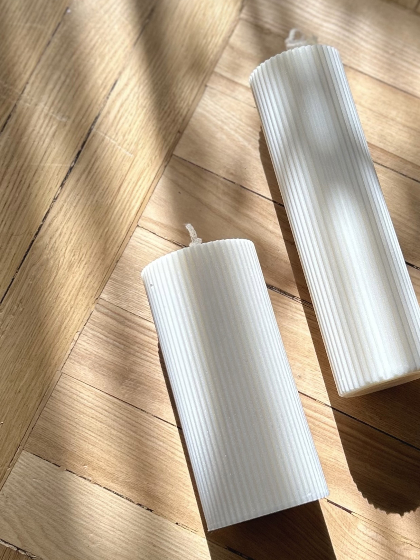 Свічка фігурна "Циліндр" з натурального оливкового воску Candle Design модель 110.1014/1015 Свічка фігурна "Циліндр" з натурального оливкового воску Candle Design модель 110.1014/1015 Фото