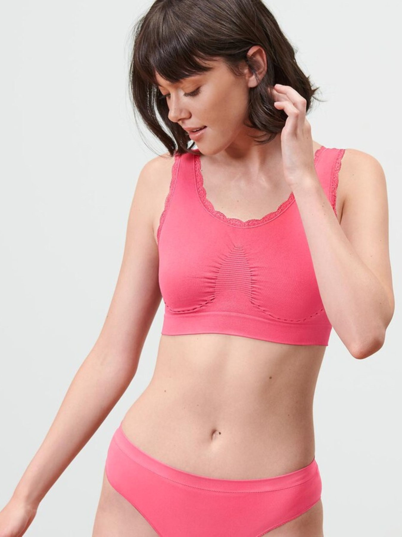 Бюстгальтер Tchibo модель T1739092185 Фото