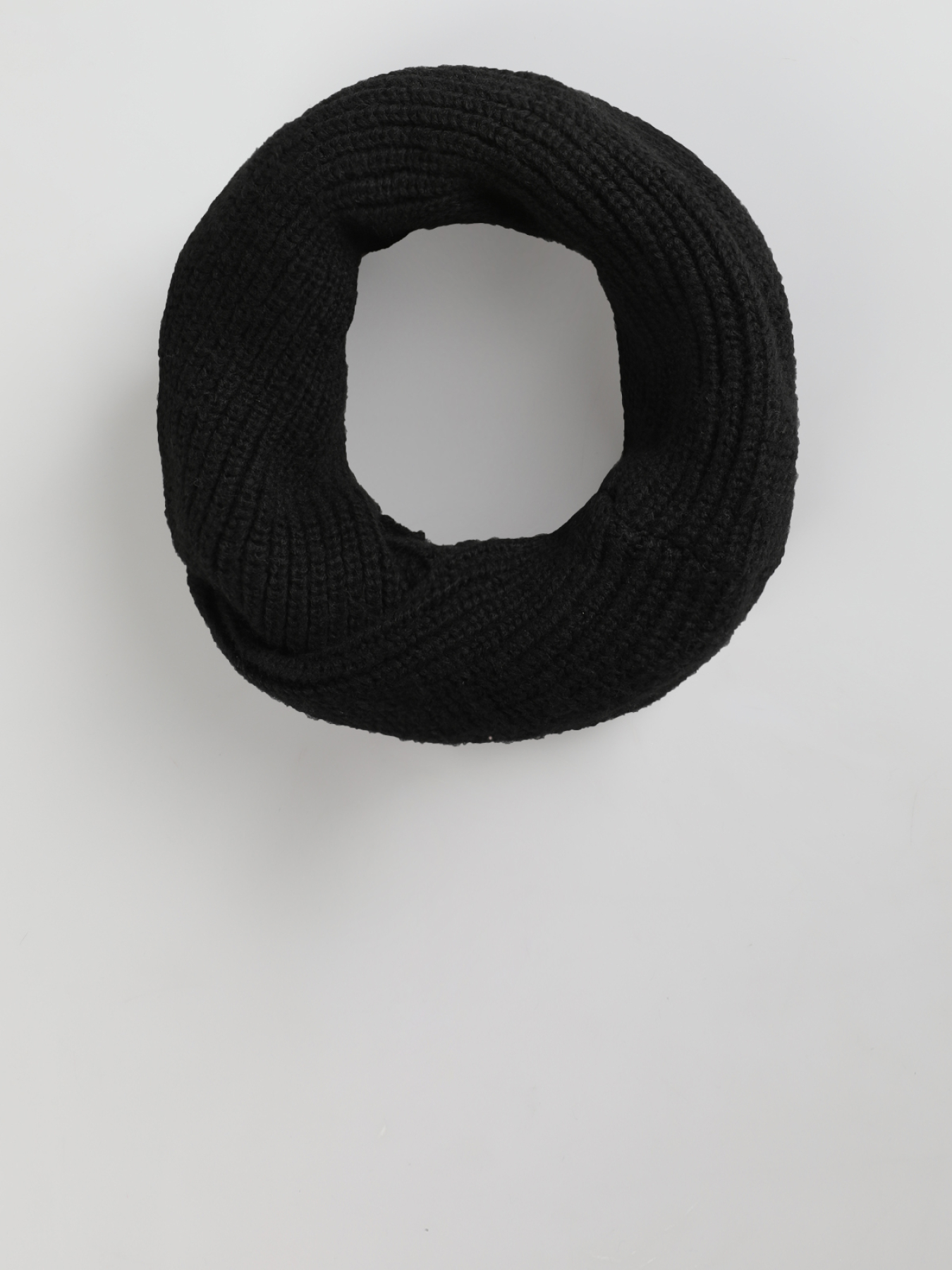 Шарфи та хустки Colin’s модель CL1045771_Q1.V1_BLK Фото