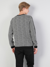 Кофты и свитера Colin’s модель CL1045876_Q1.V1_BLK Фото