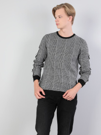 Худи и свитшоты Colin’s модель CL1045876_Q1.V1_BLK Фото