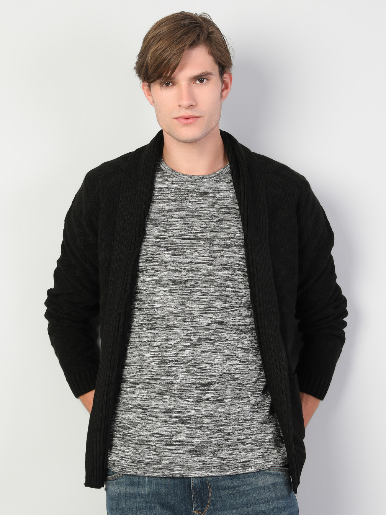 Худи и свитшоты Colin’s модель CL1045874_Q1.V1_BLK Фото