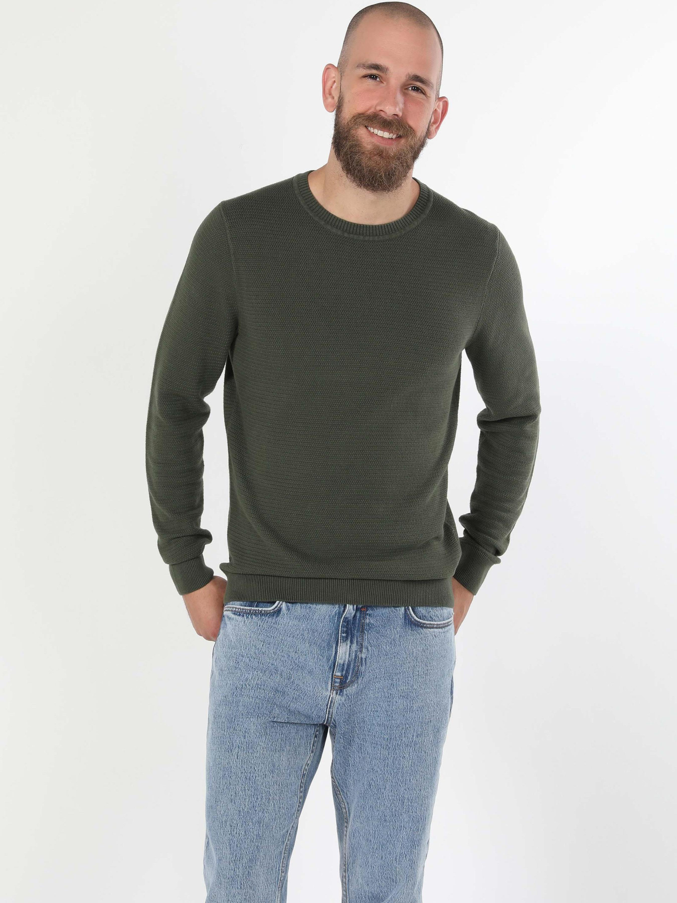 Худи и свитшоты Colin’s модель CL1046786_Q1.V1_KHA Фото