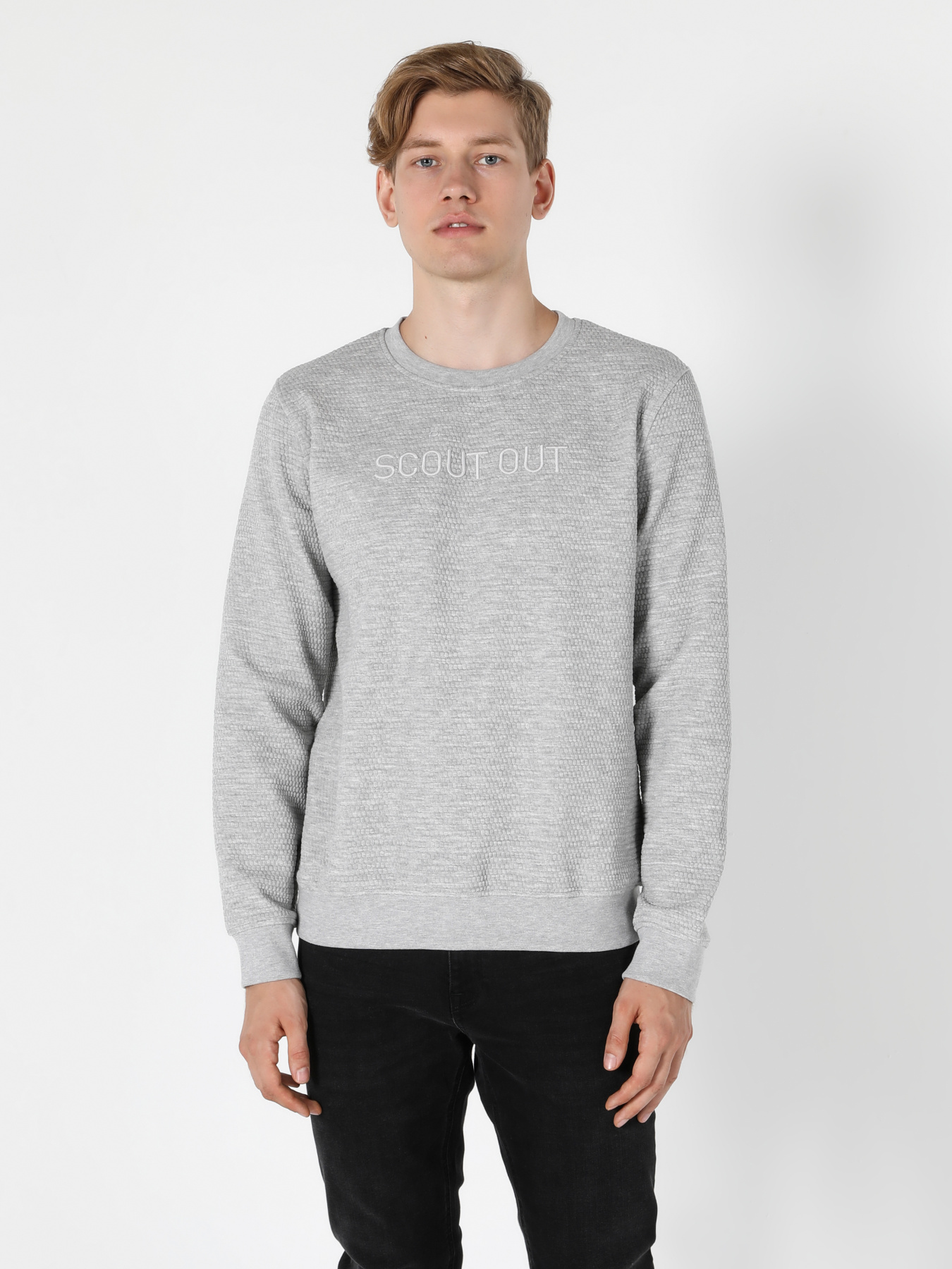 Худи и свитшоты Colin’s модель CL1046287_Q1.V1_MGA Худи и свитшоты Colin’s модель CL1046287_Q1.V1_MGA Фото